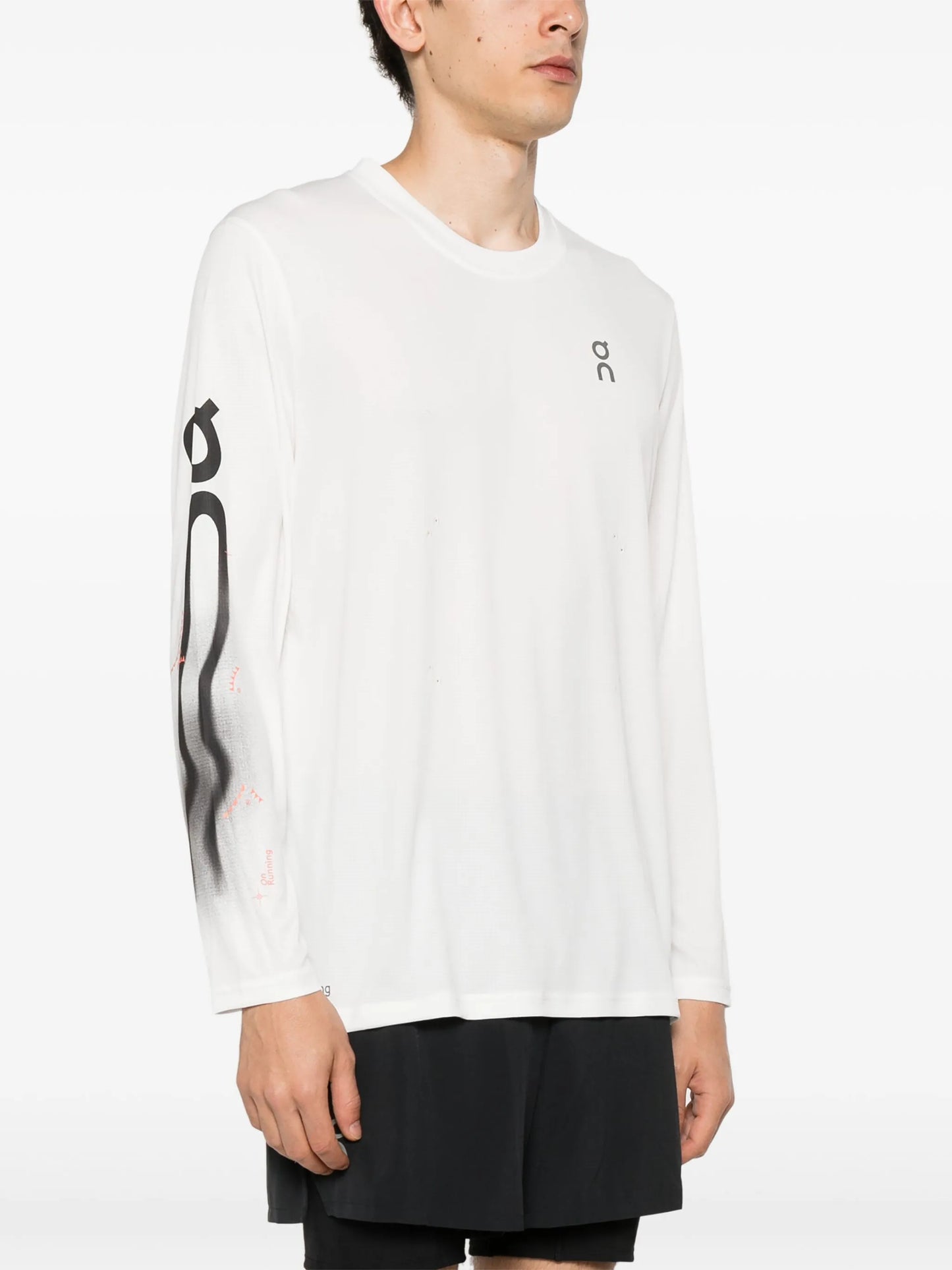 Pace logo-print T-shrit