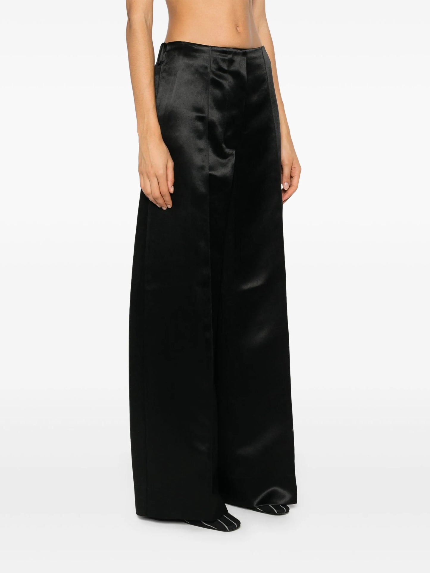 wide-leg trousers