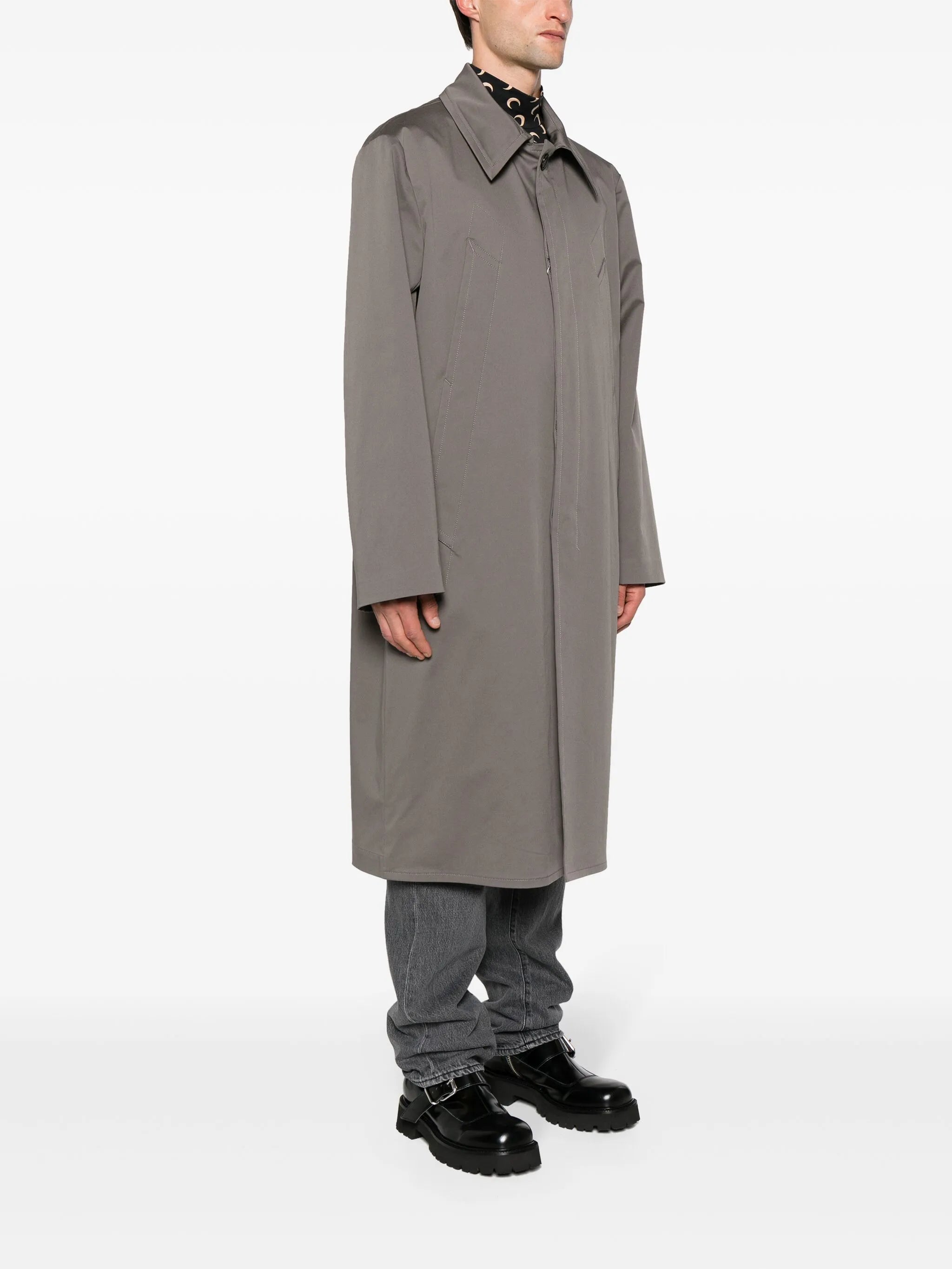single-breasted trench coat