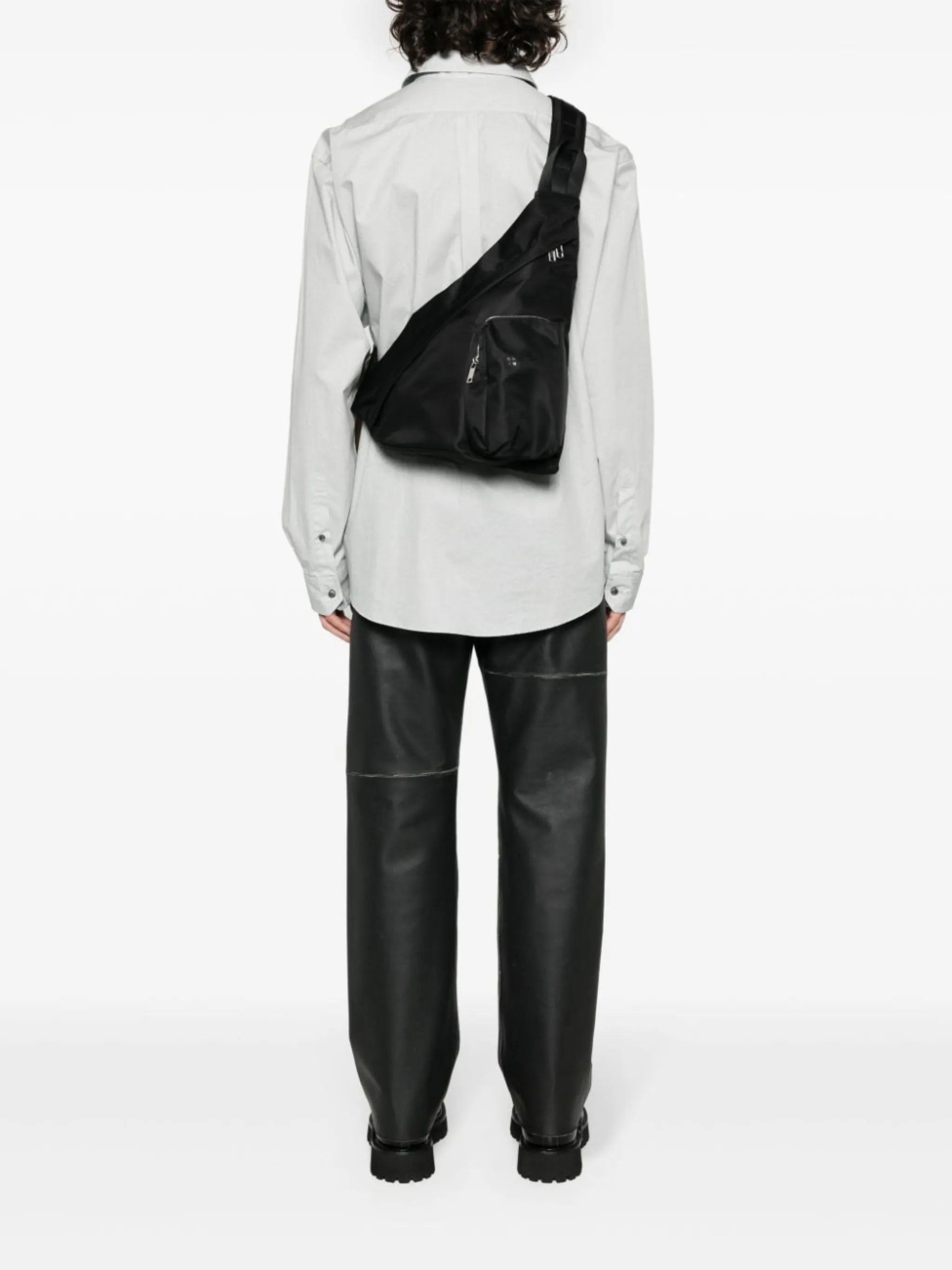 one-shoulder triangular-shape backpack