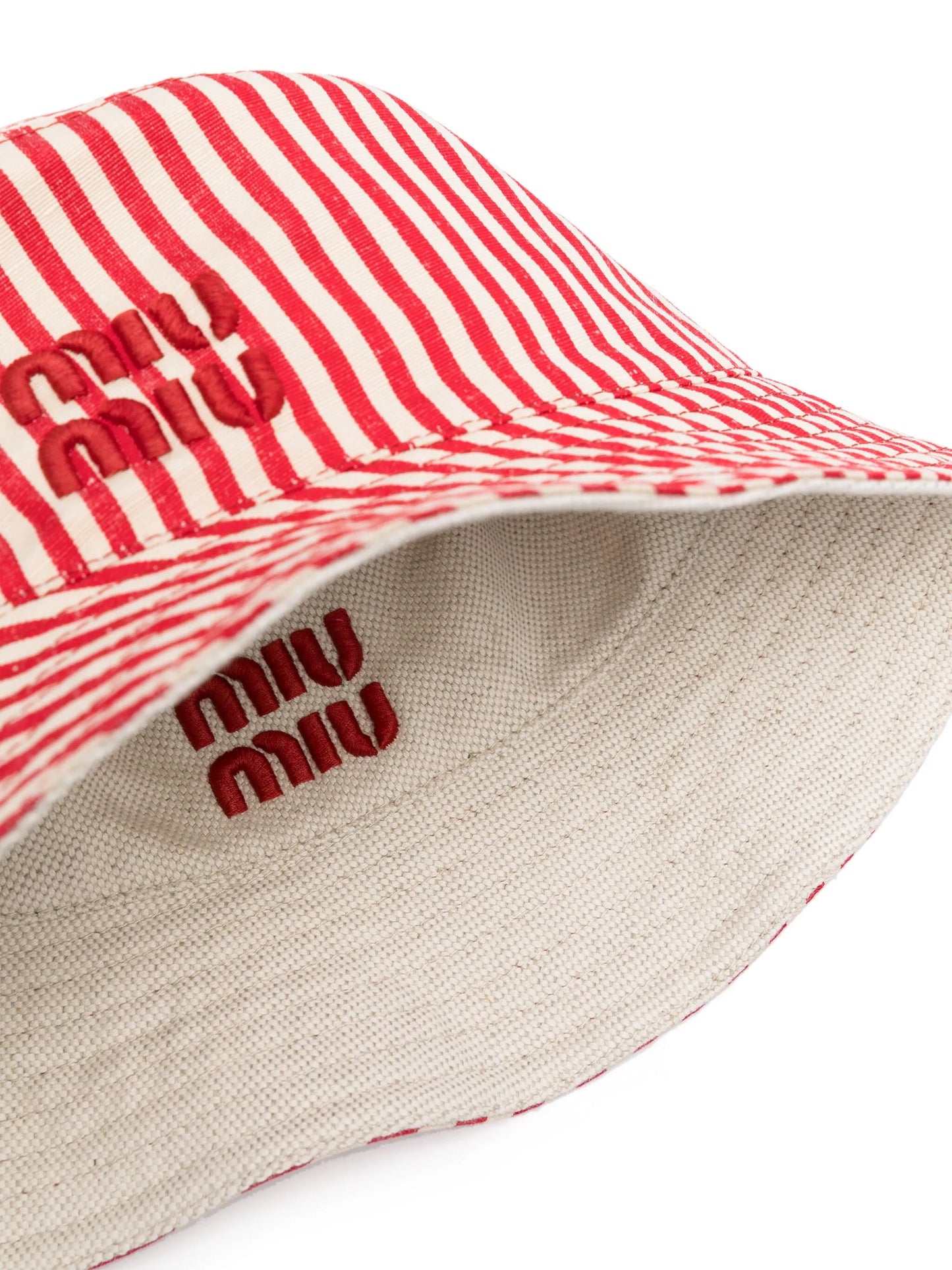 appliqué-logo clutch and bucket hat (two-piece set)