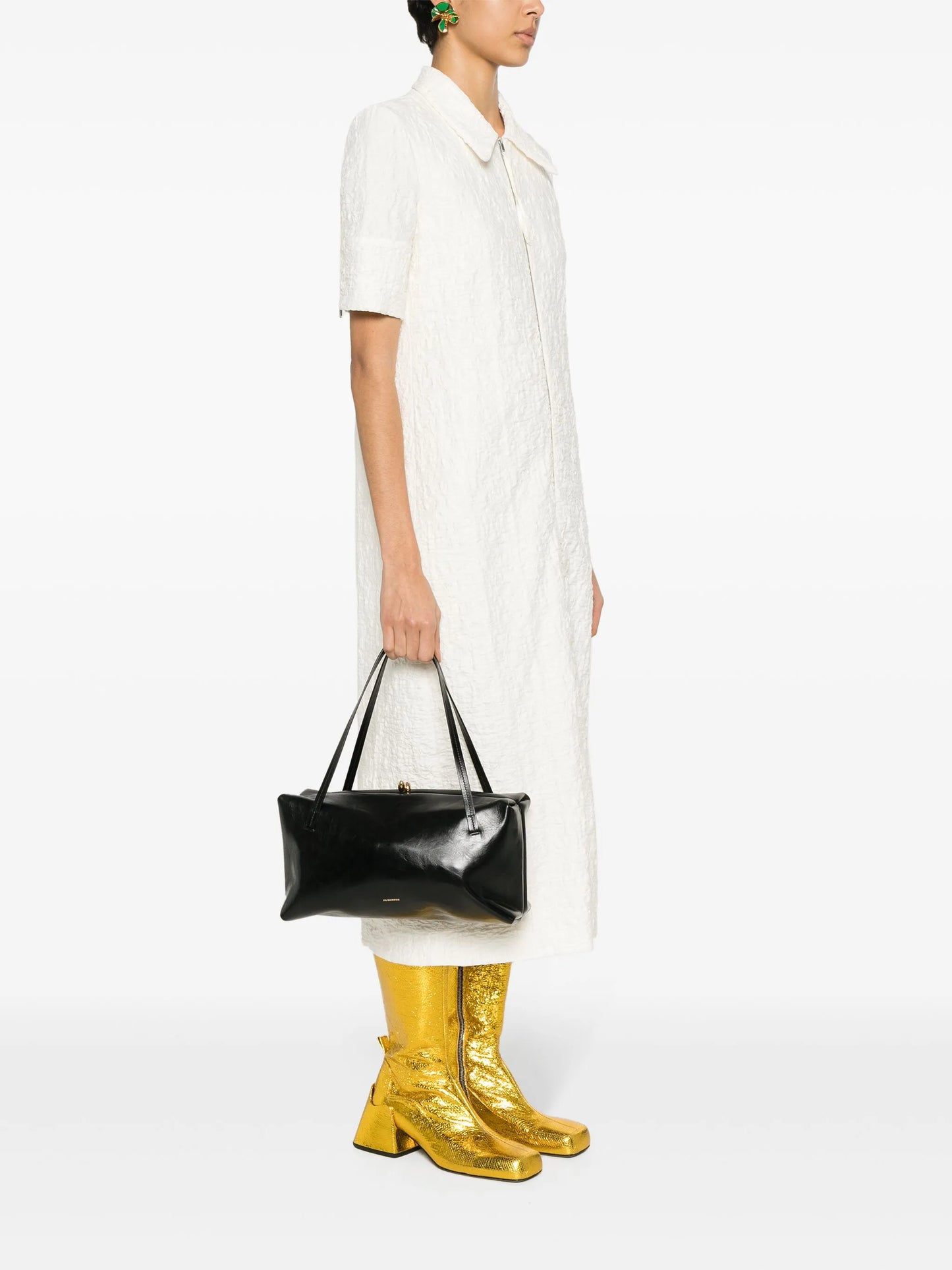 Goji leather shoulder bag
