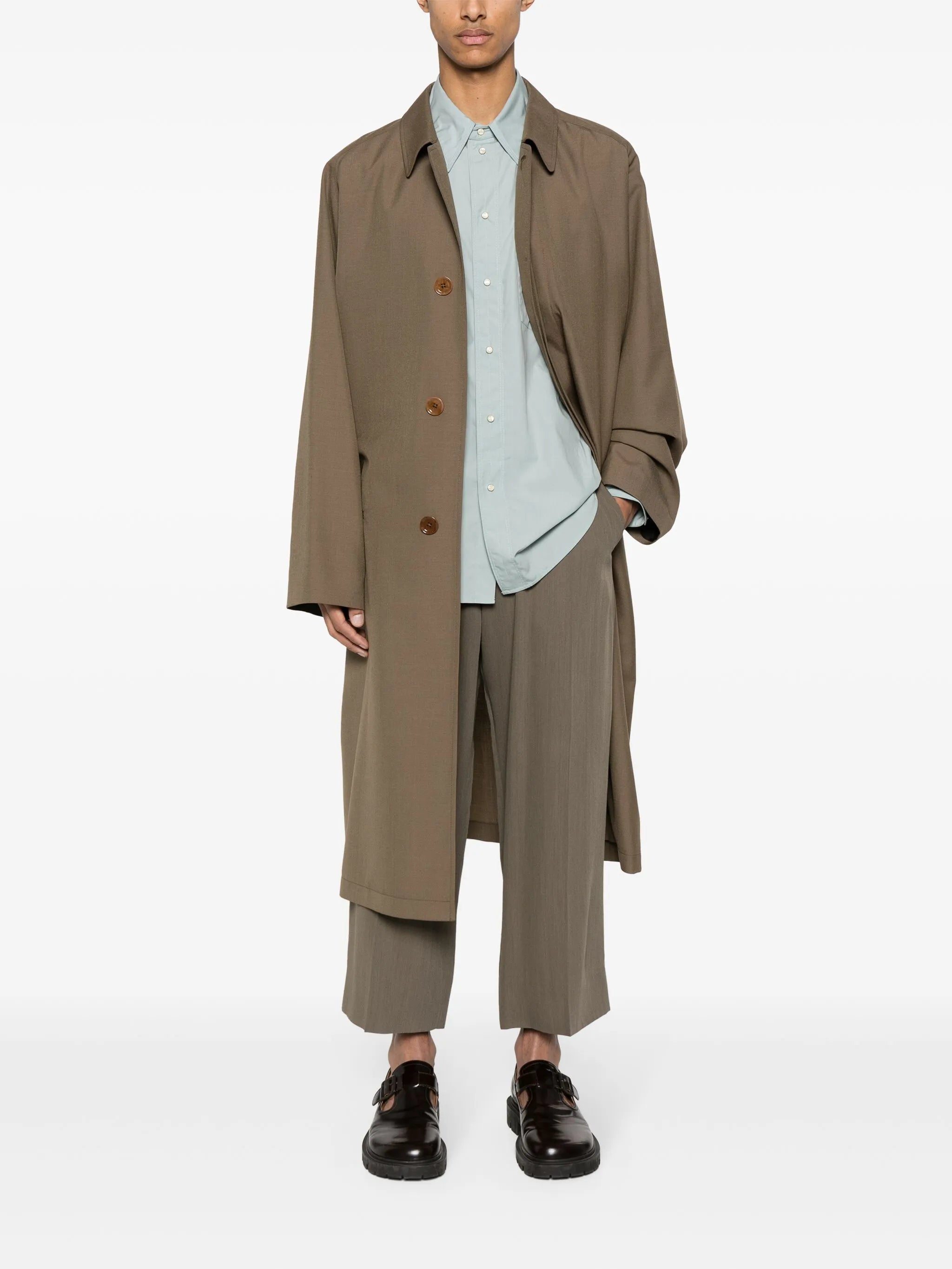 Raglan single-breasted coat