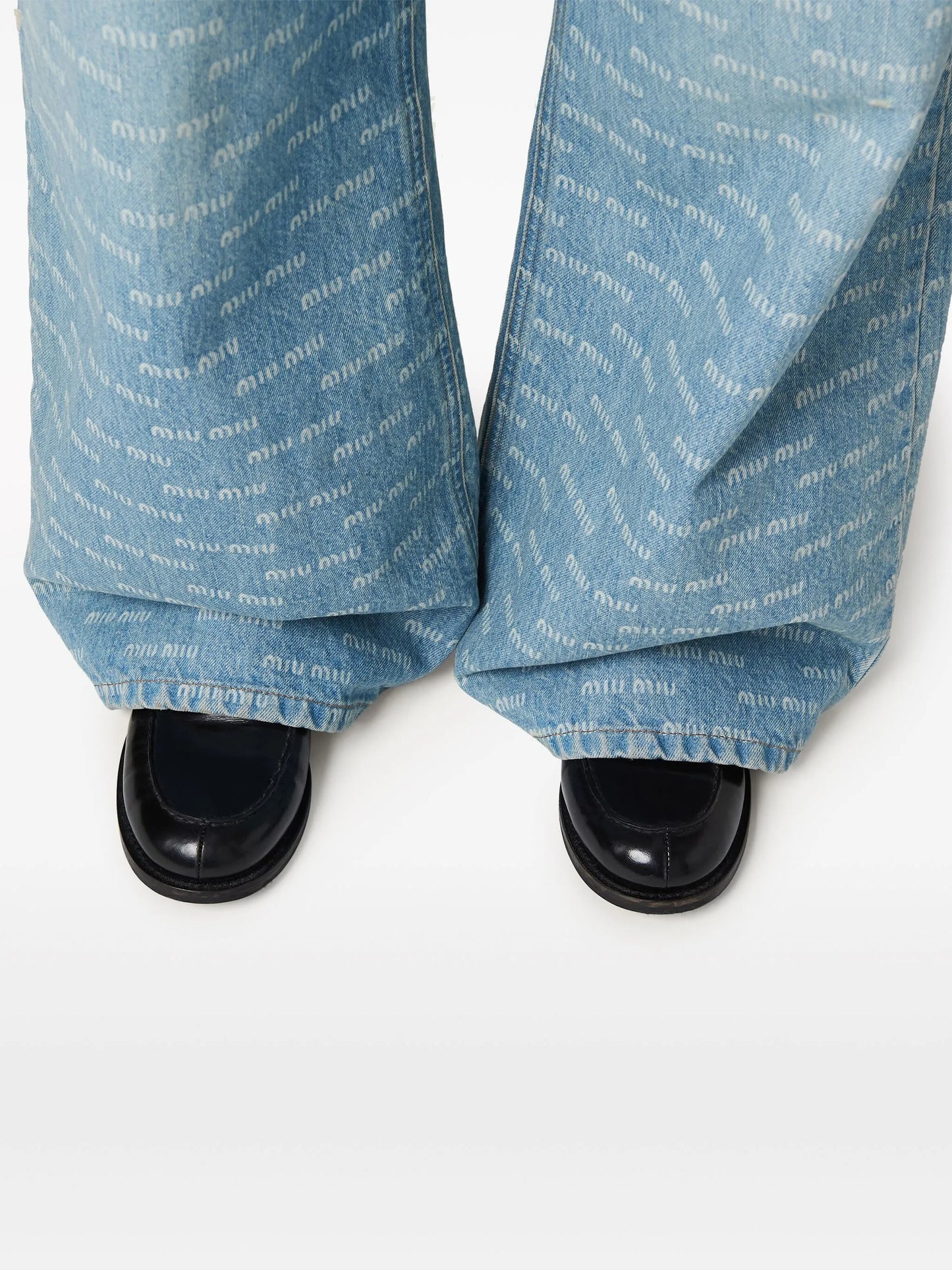 logo-print wide-leg jeans