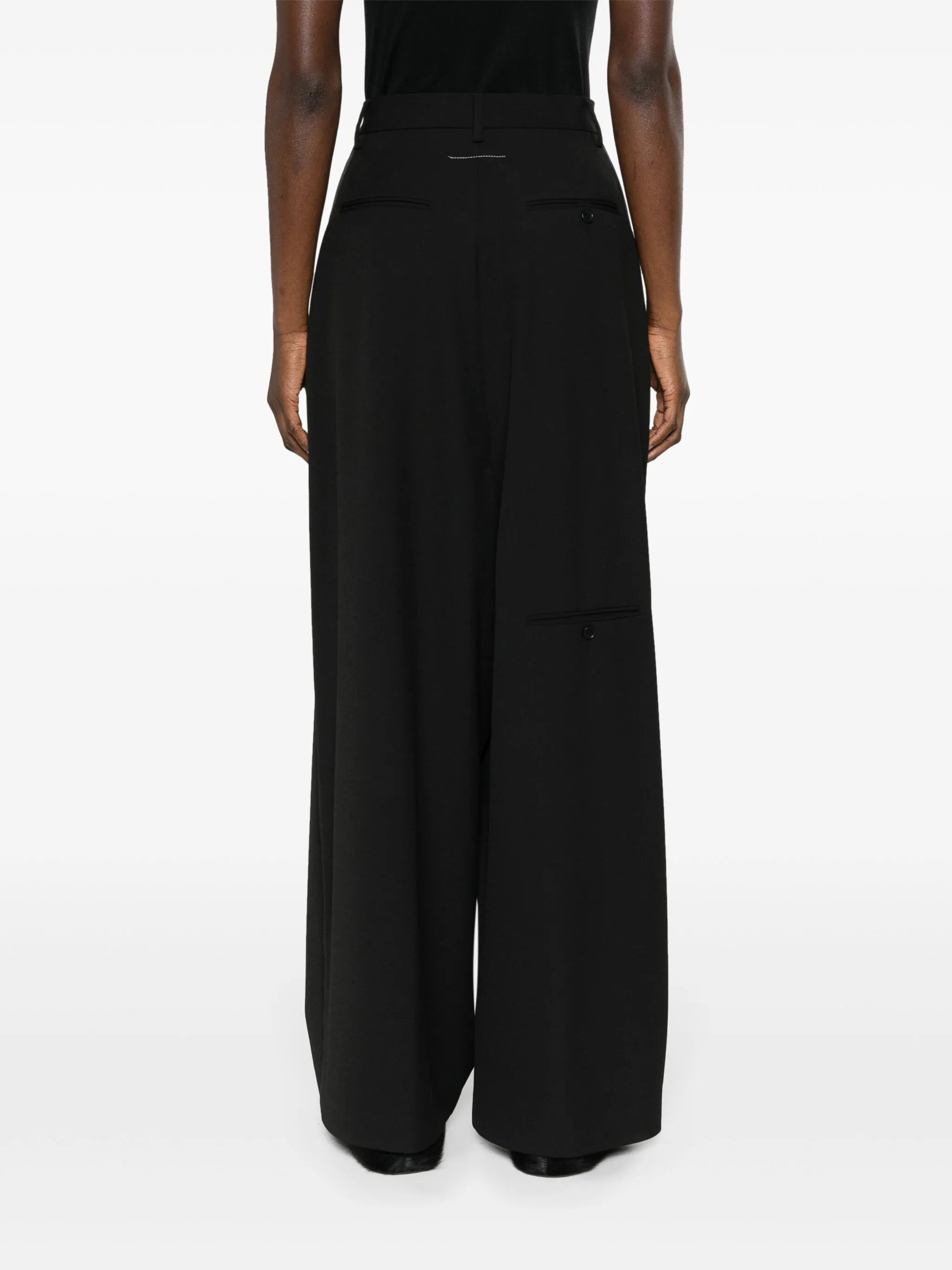wide-leg tailored trousers