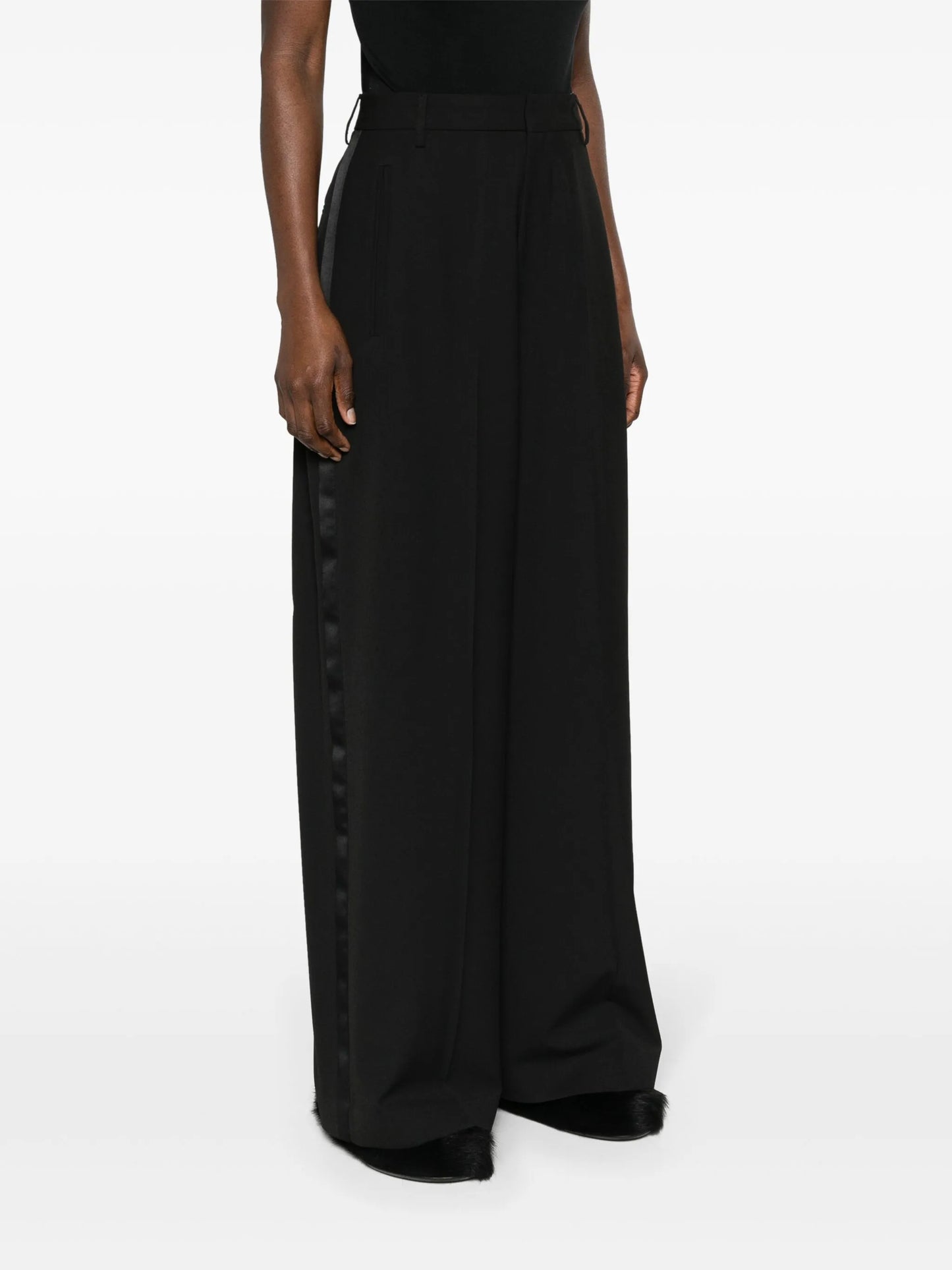 wide-leg tailored trousers