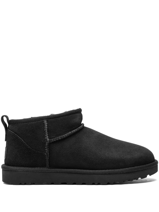 Classic Ultra Mini "Triple Black" boots