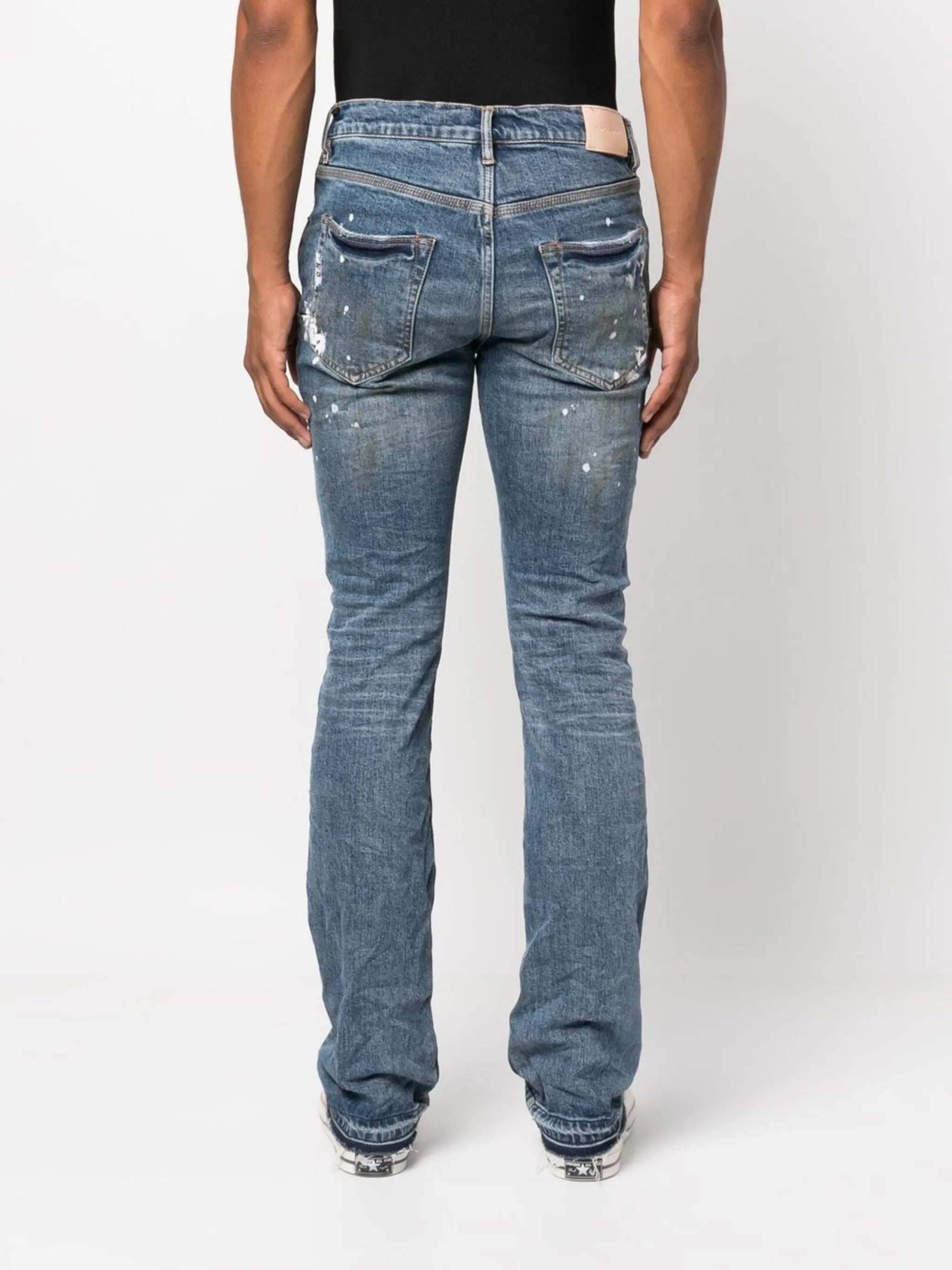 distressed slim-fit jeans