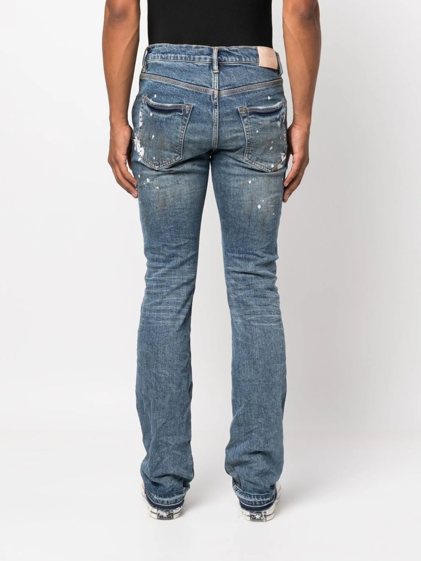 distressed slim-fit jeans