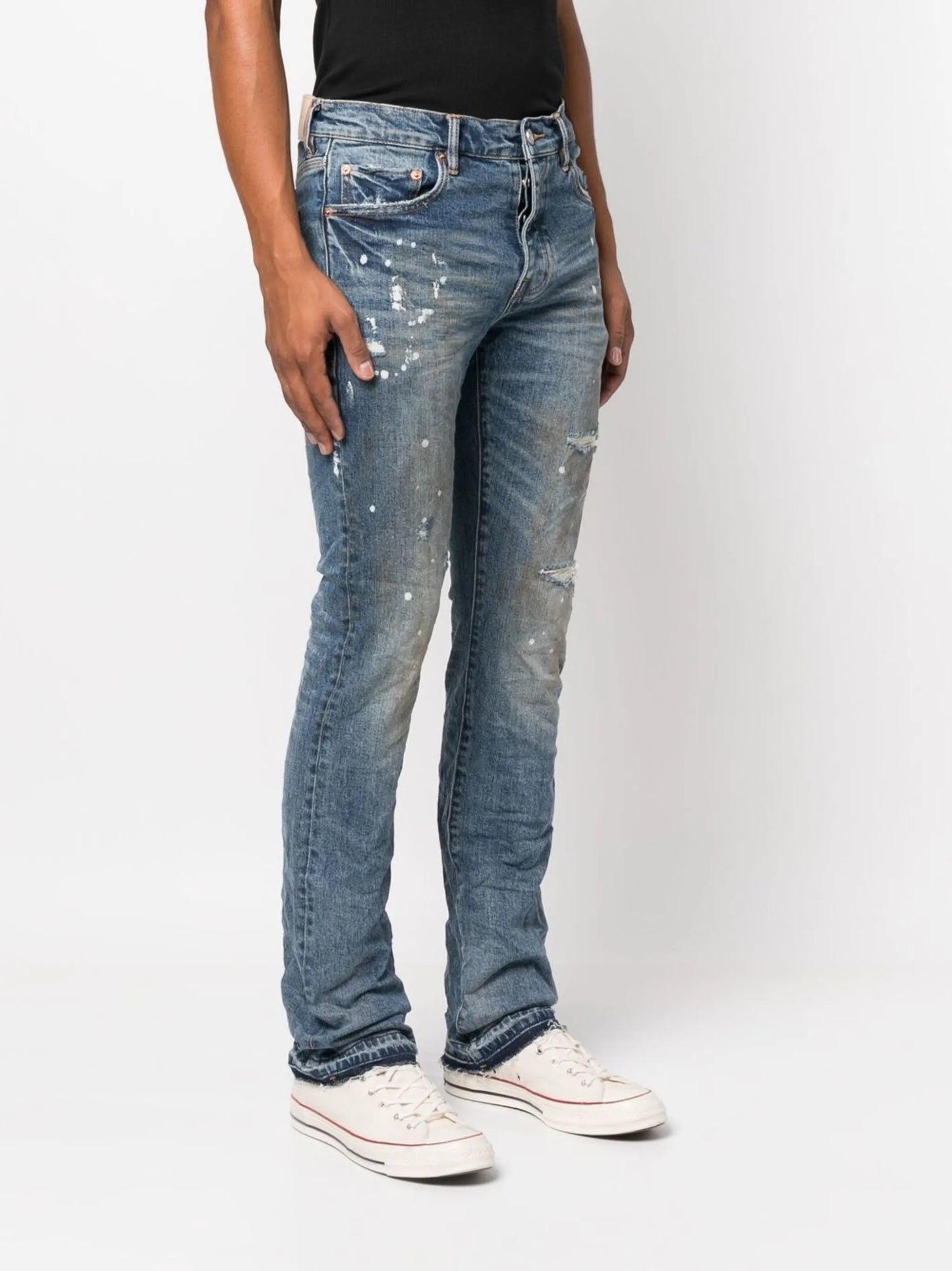 distressed slim-fit jeans