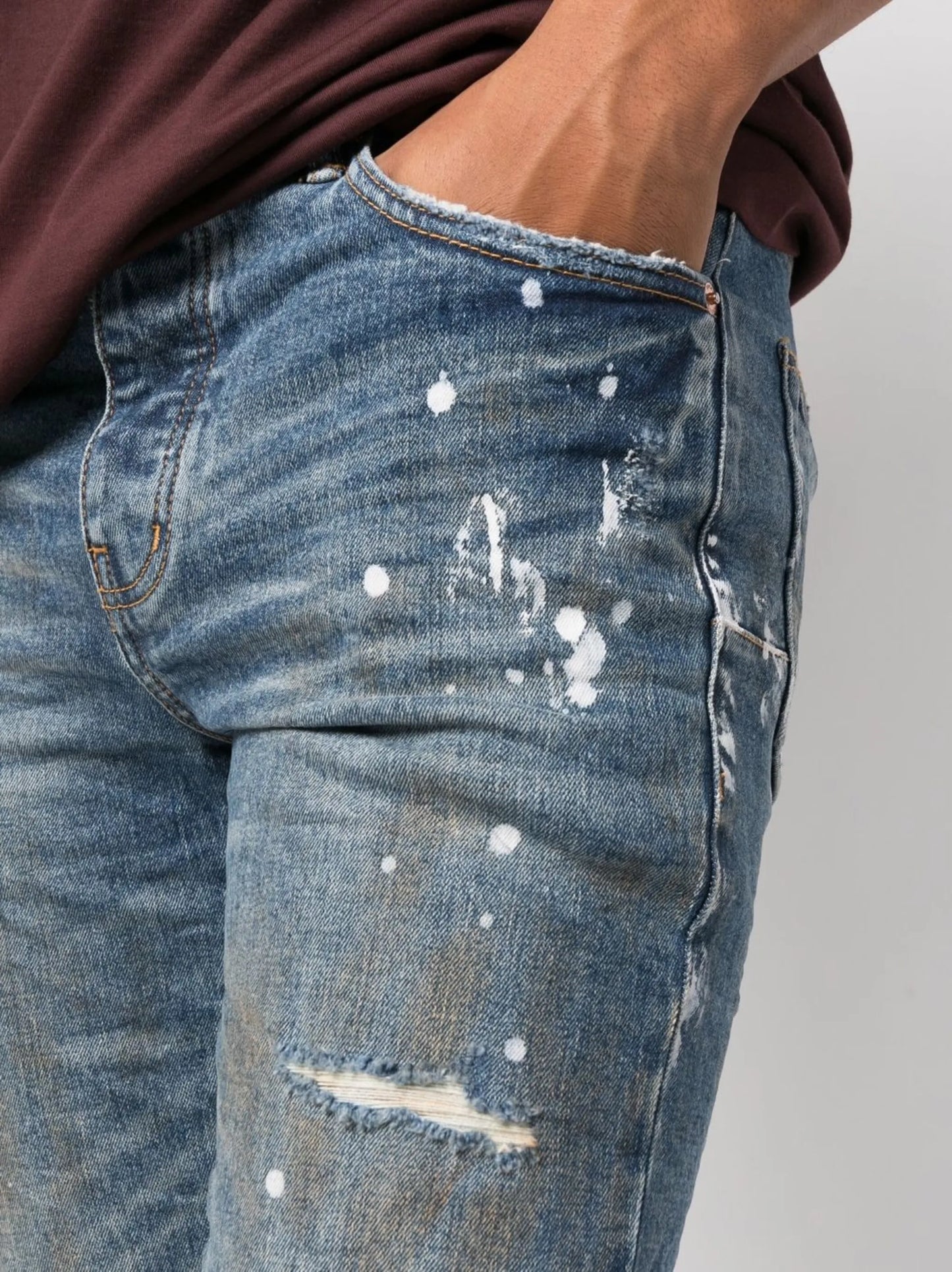 distressed slim-fit jeans