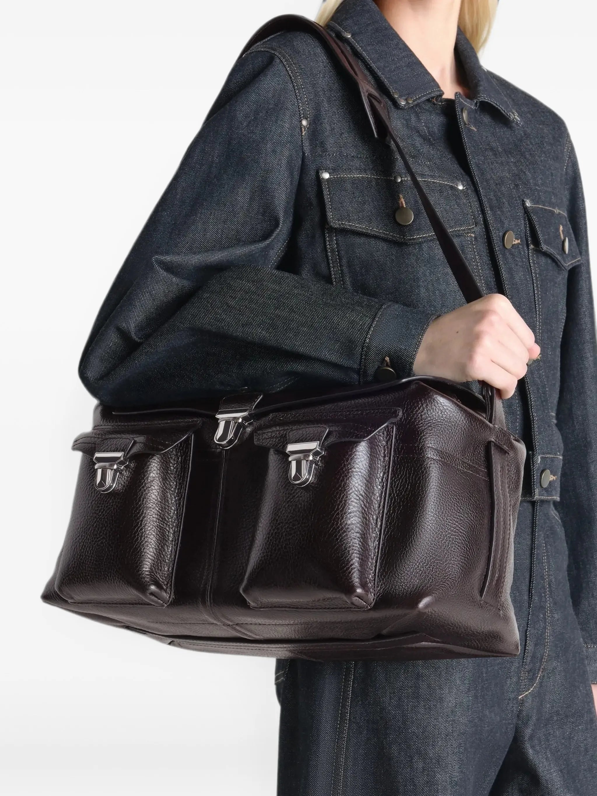 Gear pebbled holdall bag