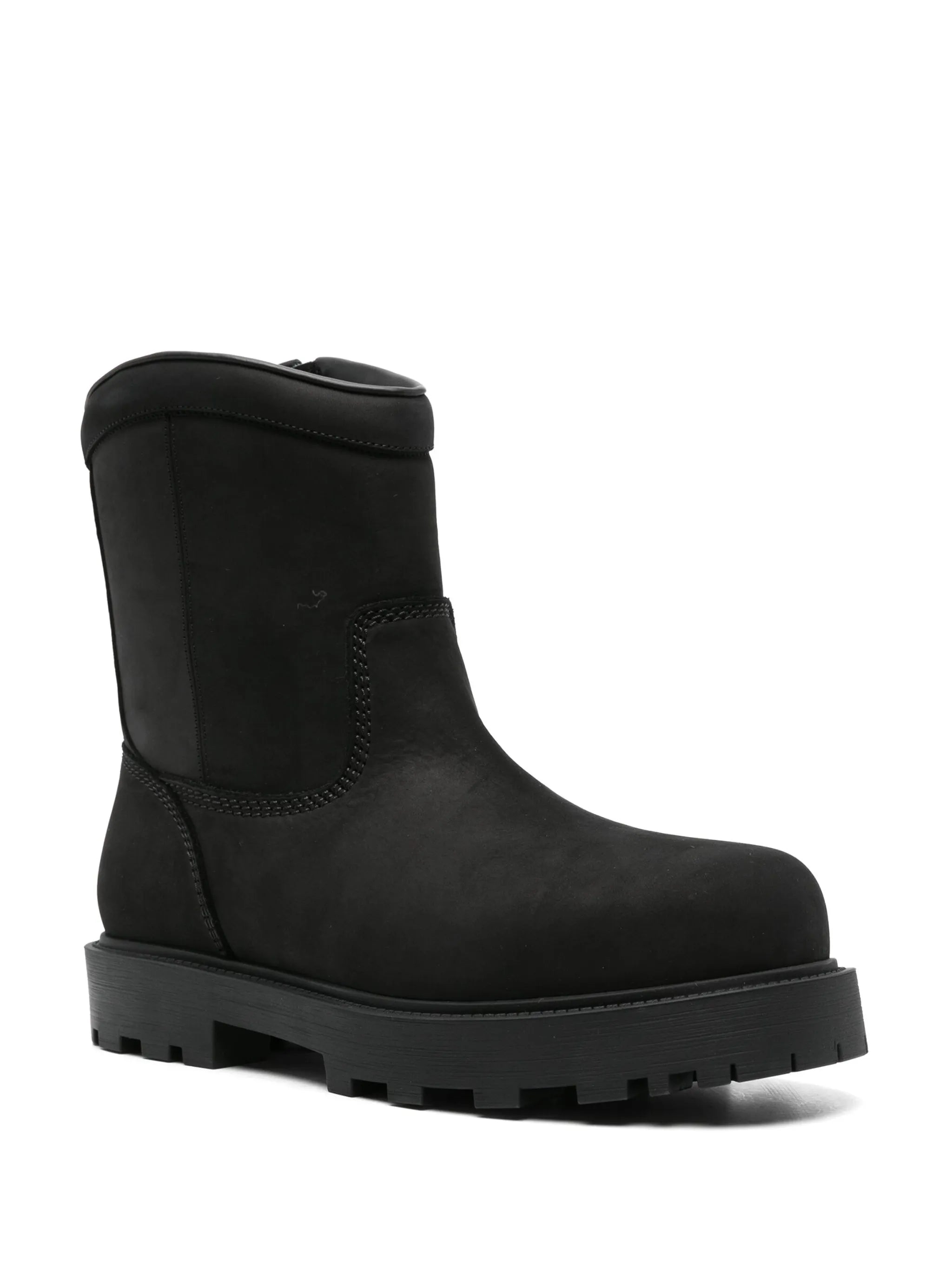 Storm nubuck boots
