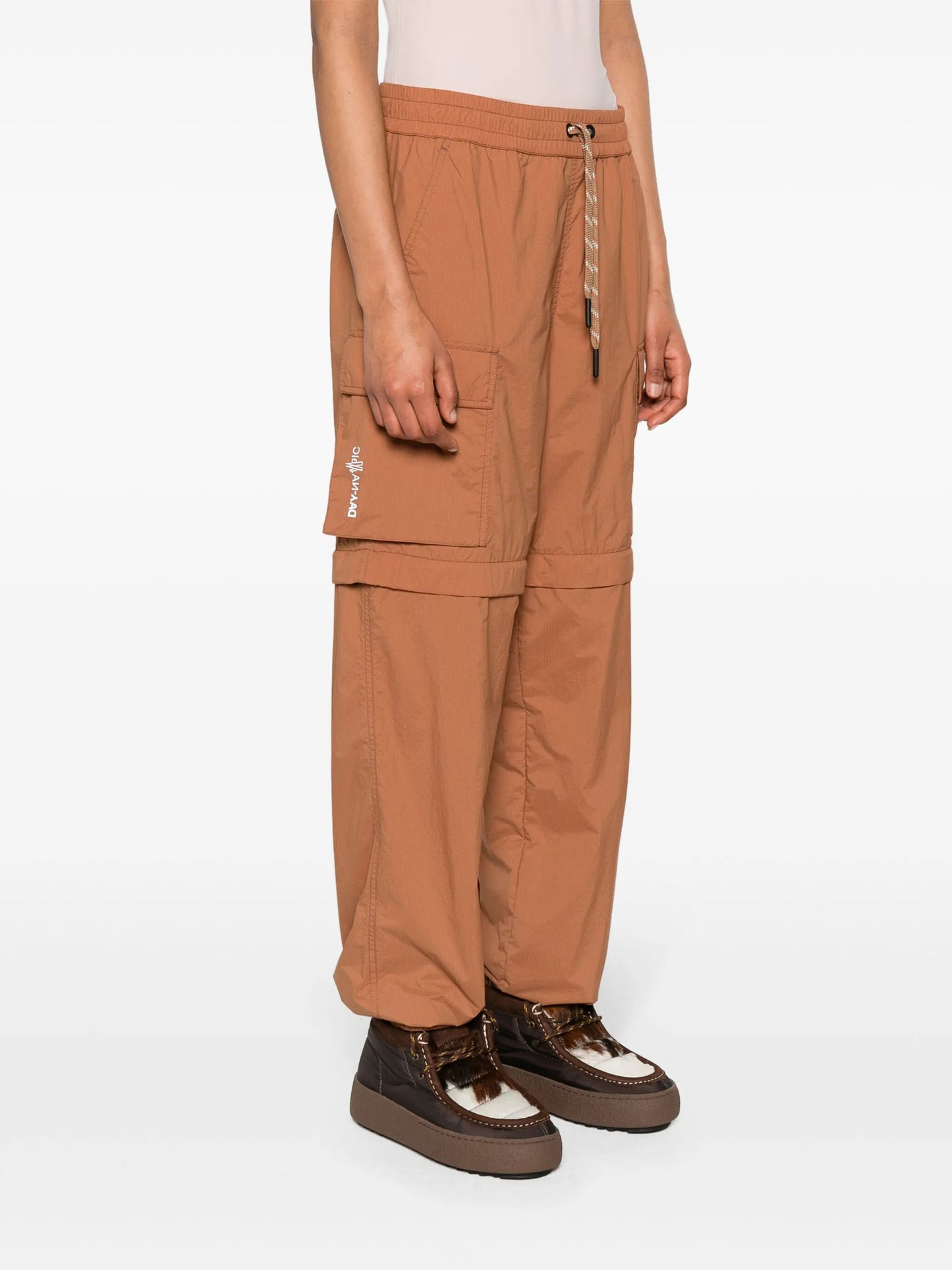 detachable-leg cargo trousers