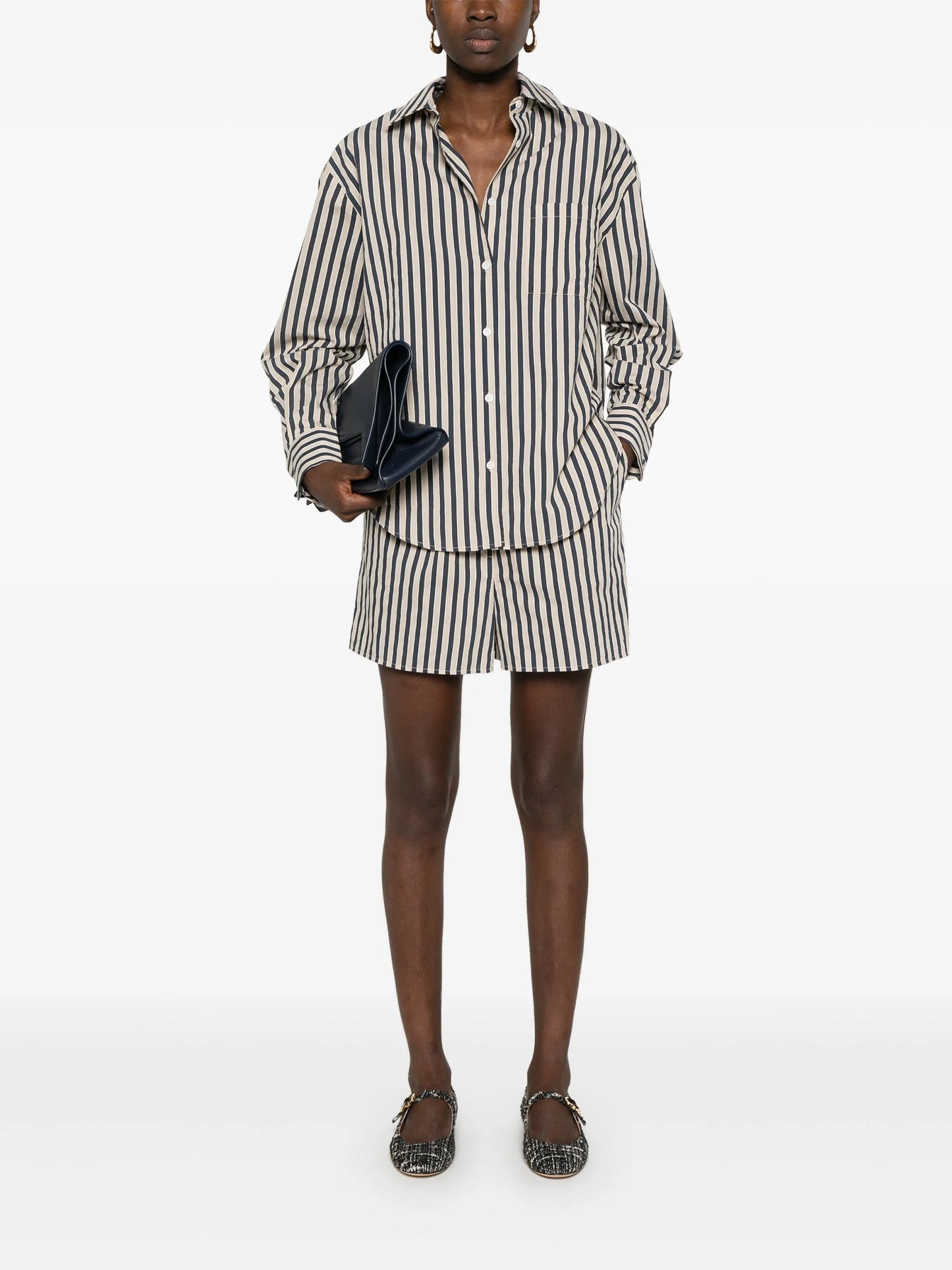 Lui textured-finish short