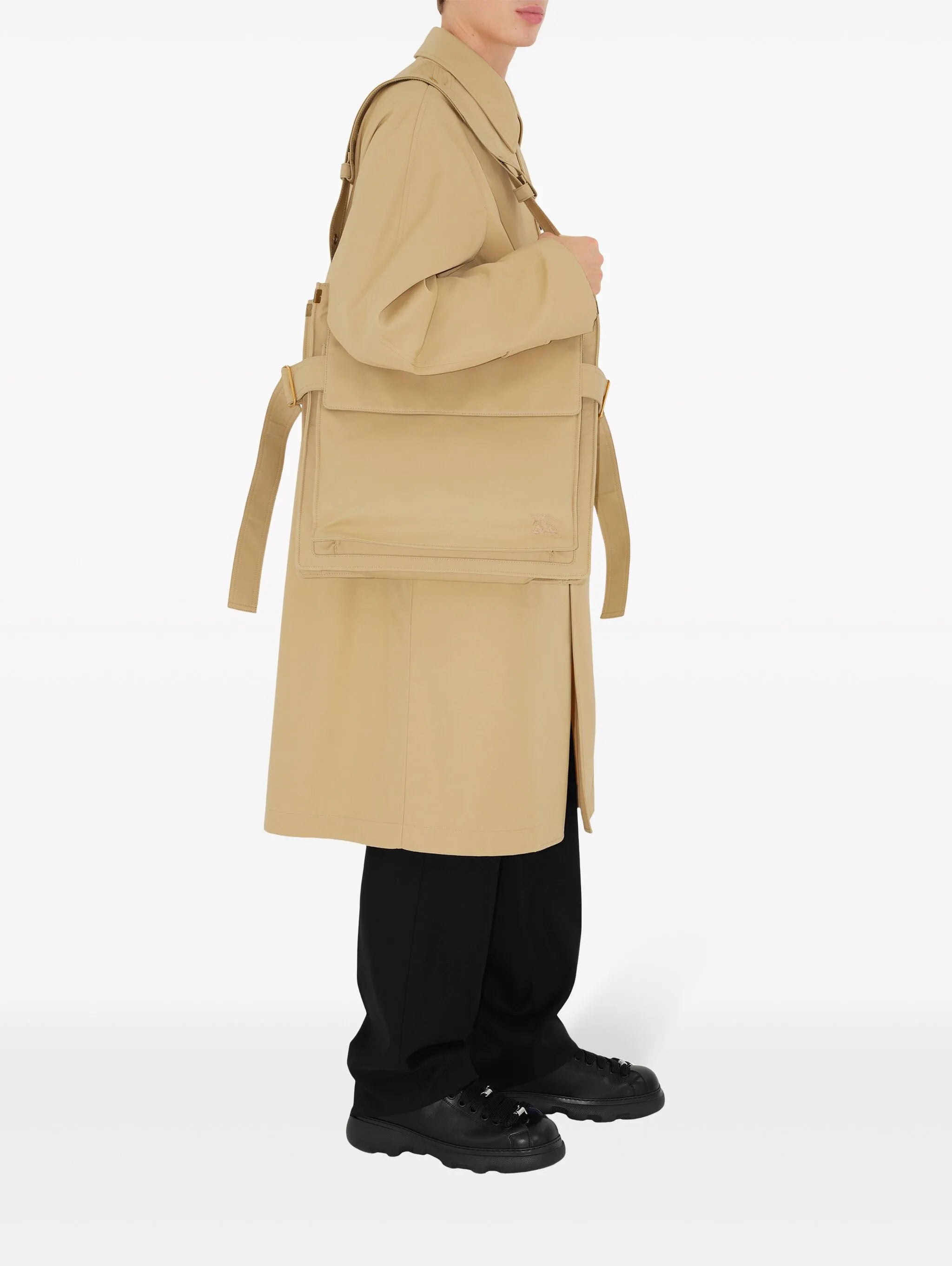 Trench embroidered tote bag