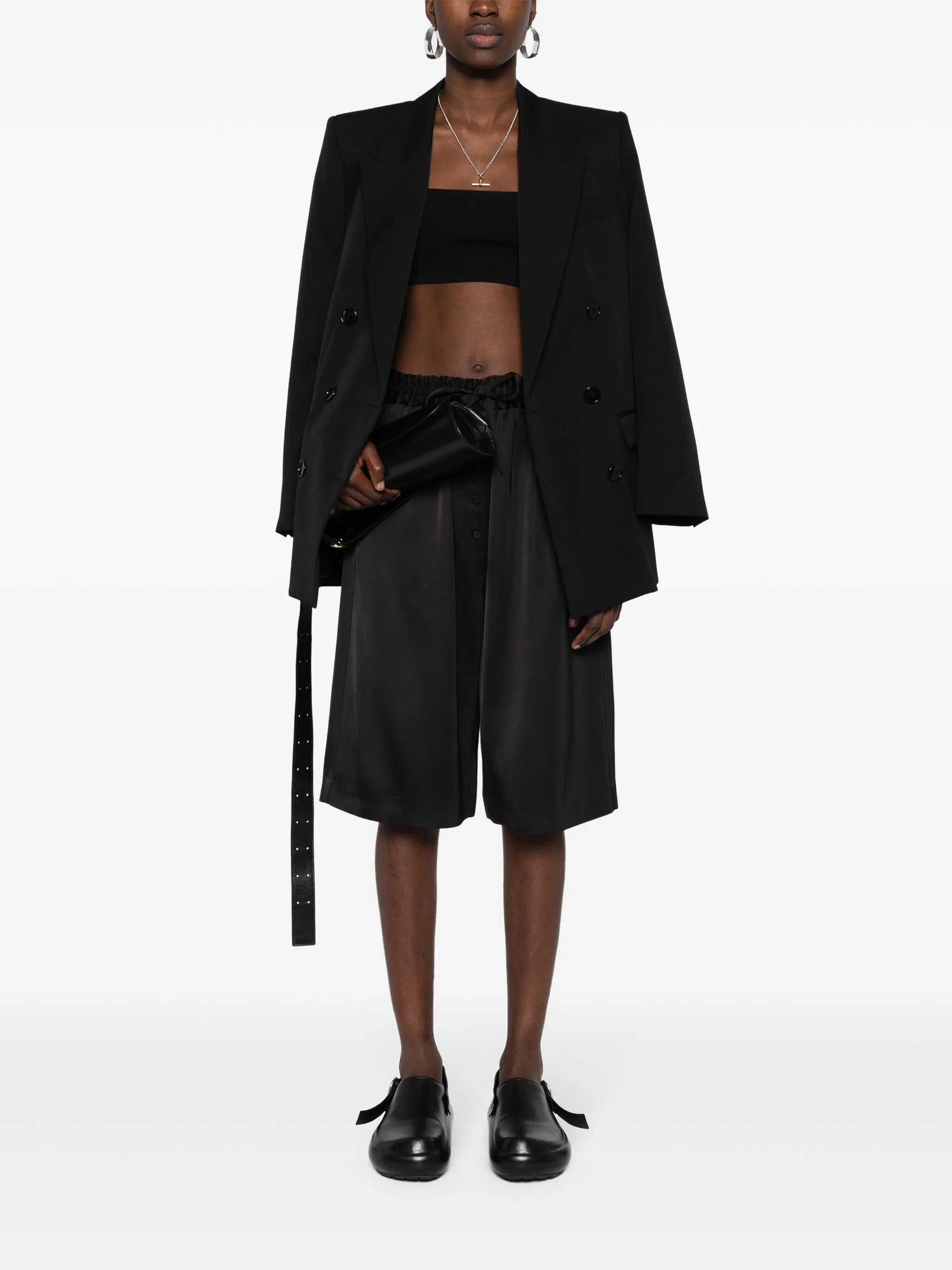 drawstring-fastening shorts