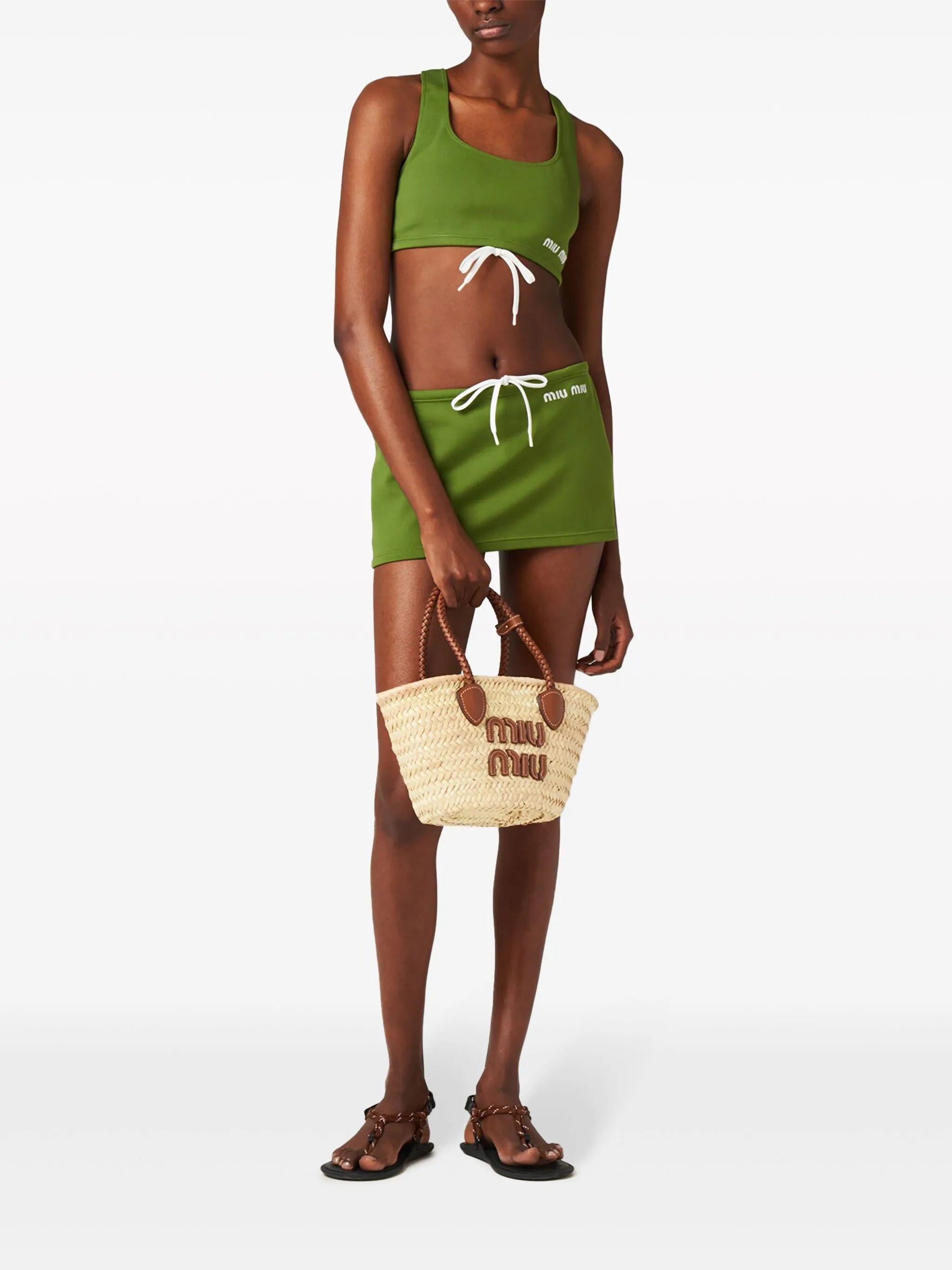 woven straw tote bag