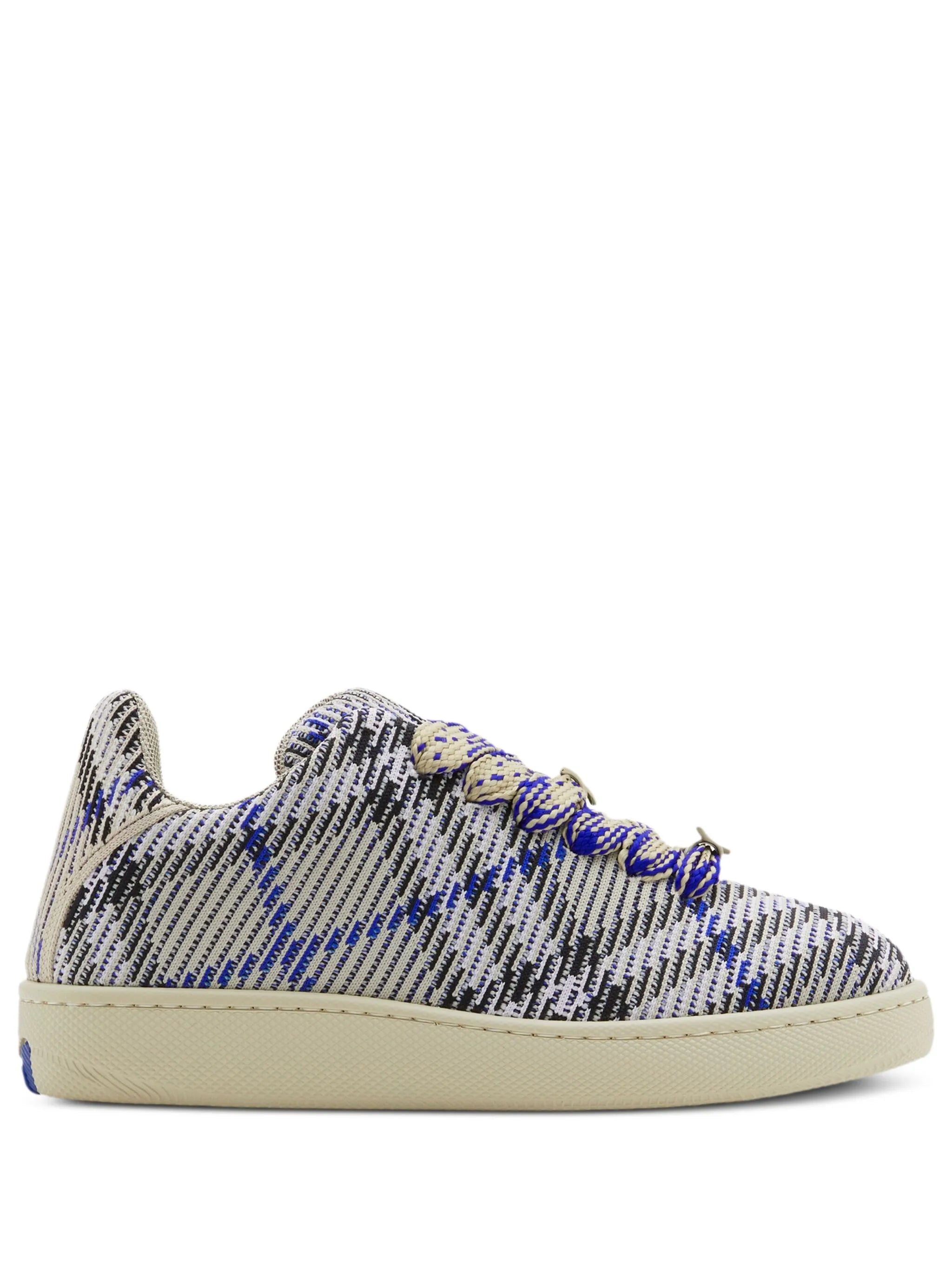 Box checked knitted sneakers
