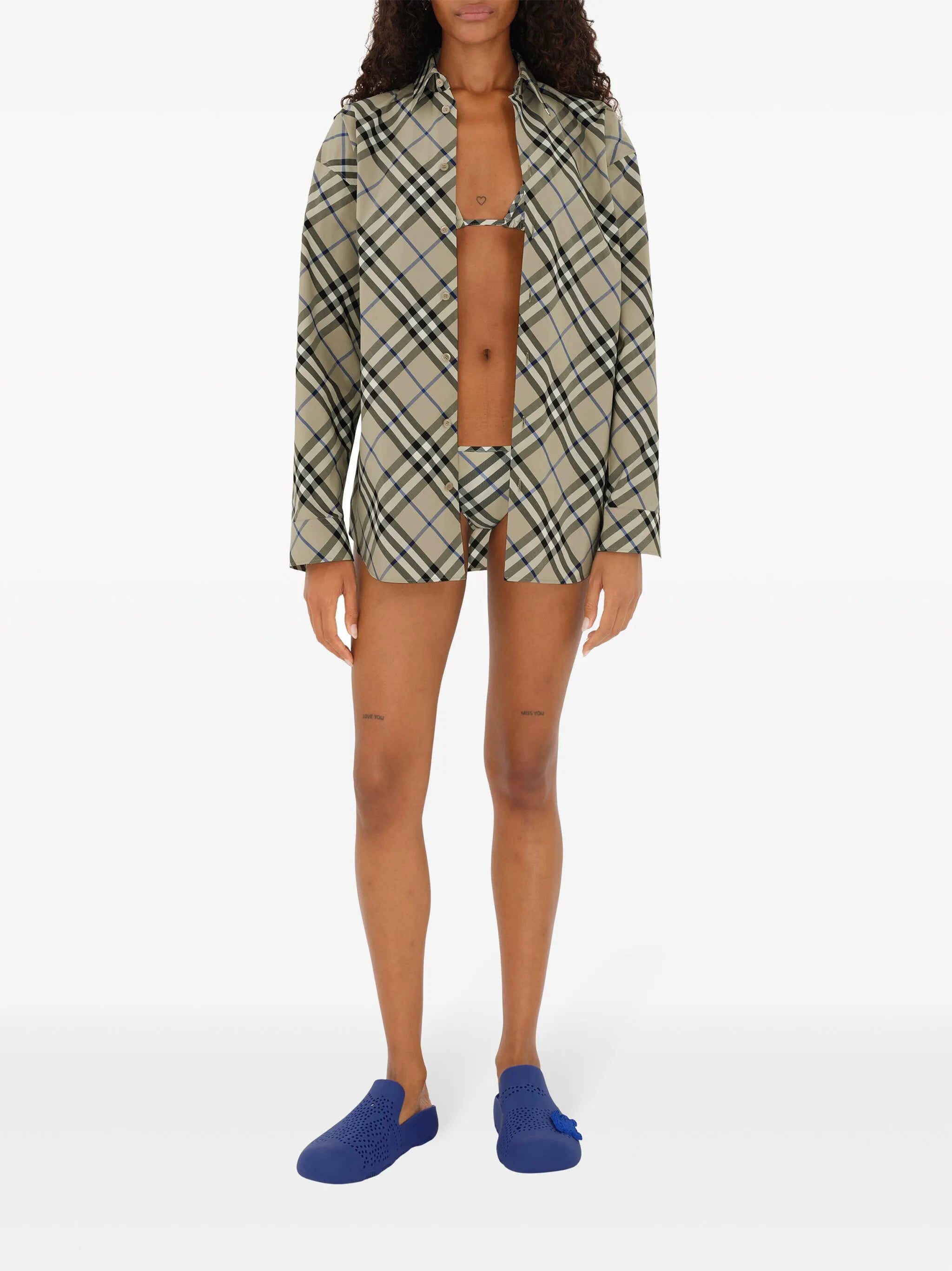 Stingray perforated clogs