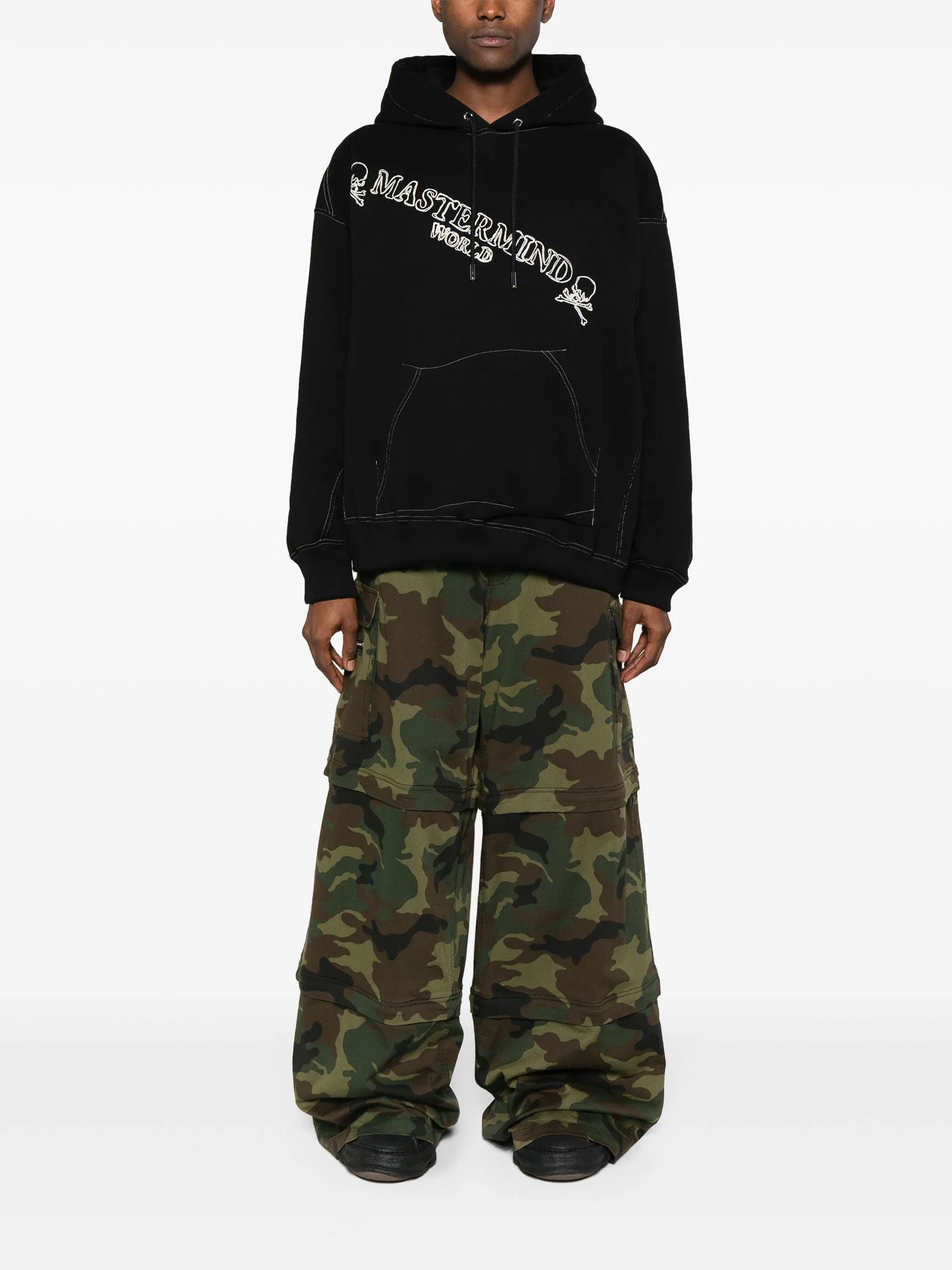 skull-appliqué cotton hoodie
