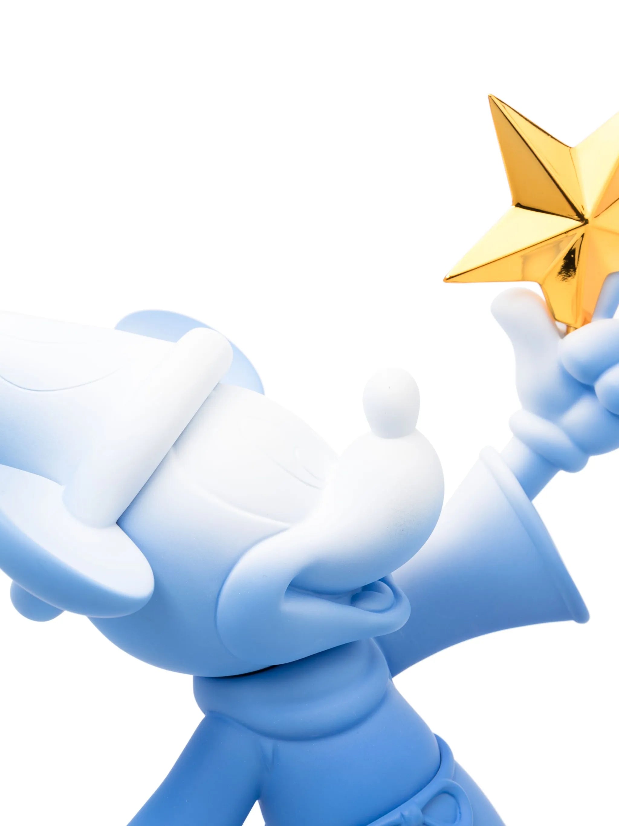 Mickey Fantasia figurine (32cm x 30cm)