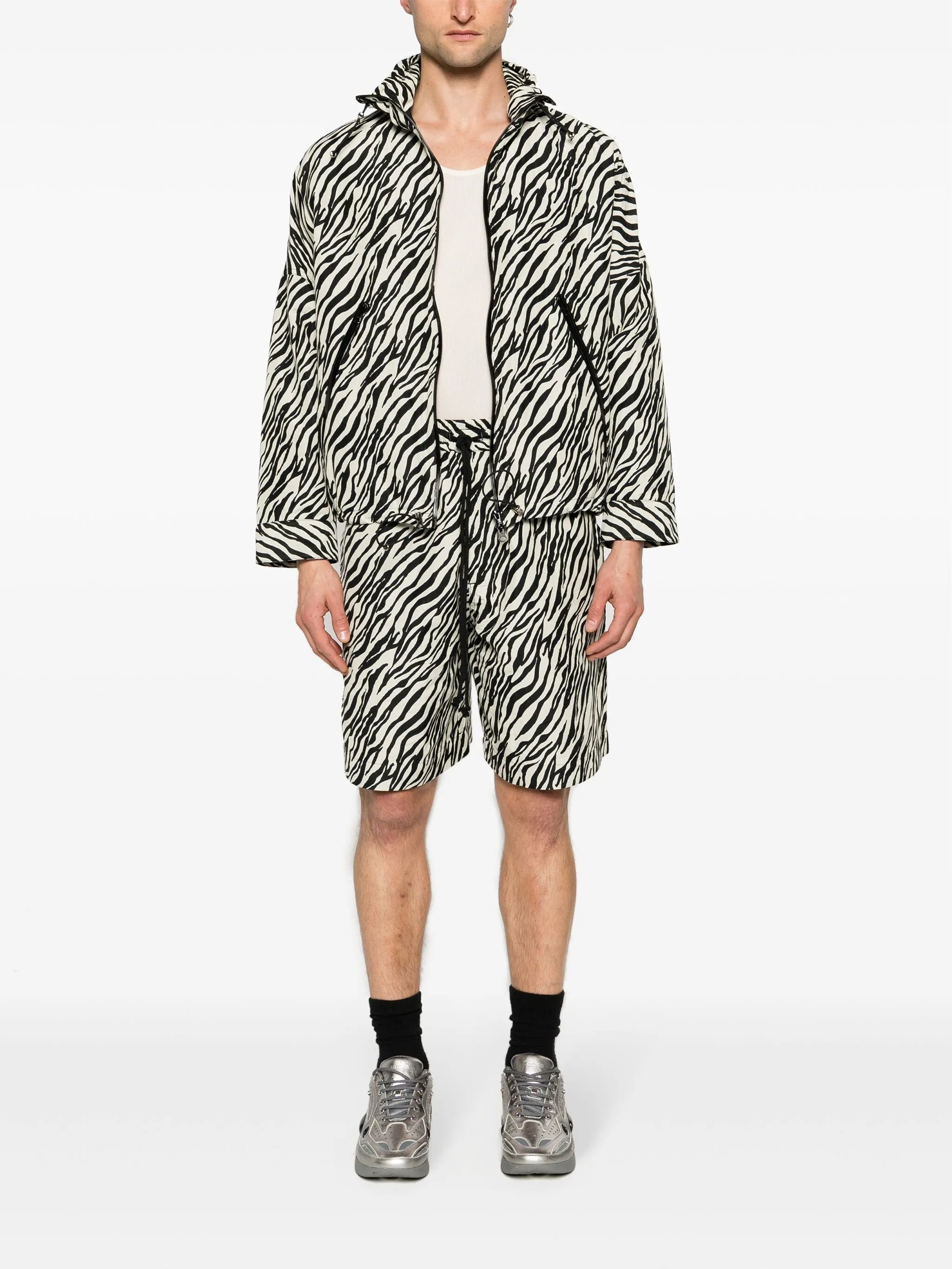 zebra-print elasticated-waist shorts