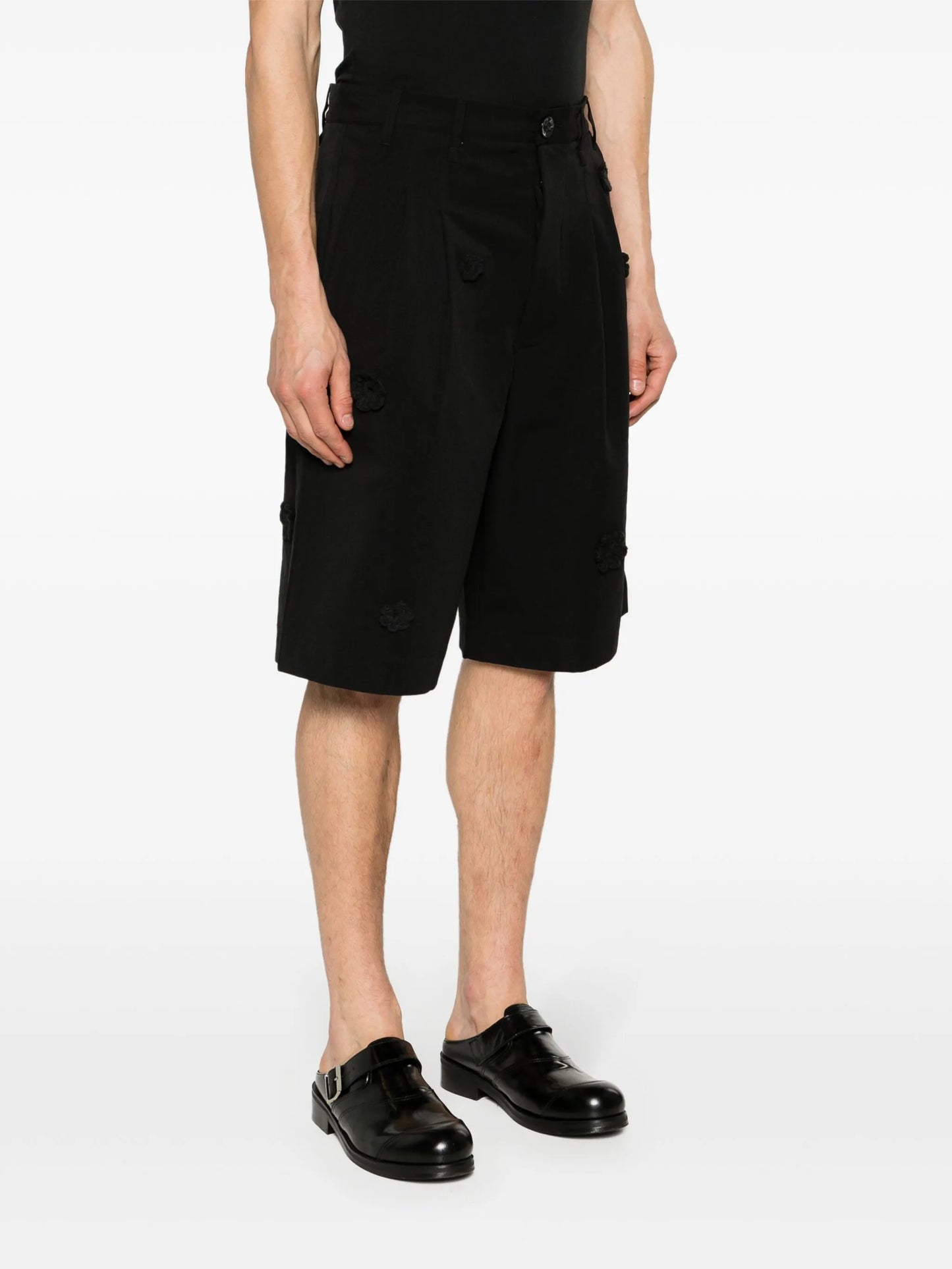 floral-appliqué tailored shorts