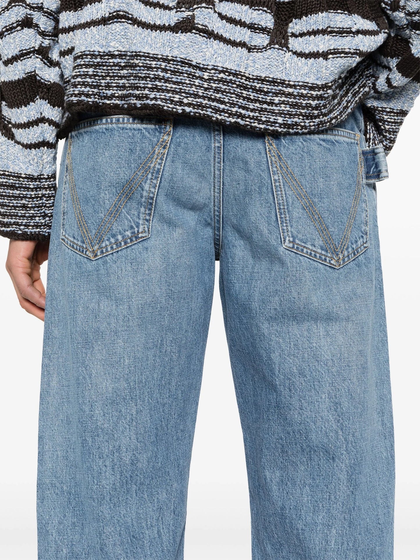 mid-rise straight-leg jeans