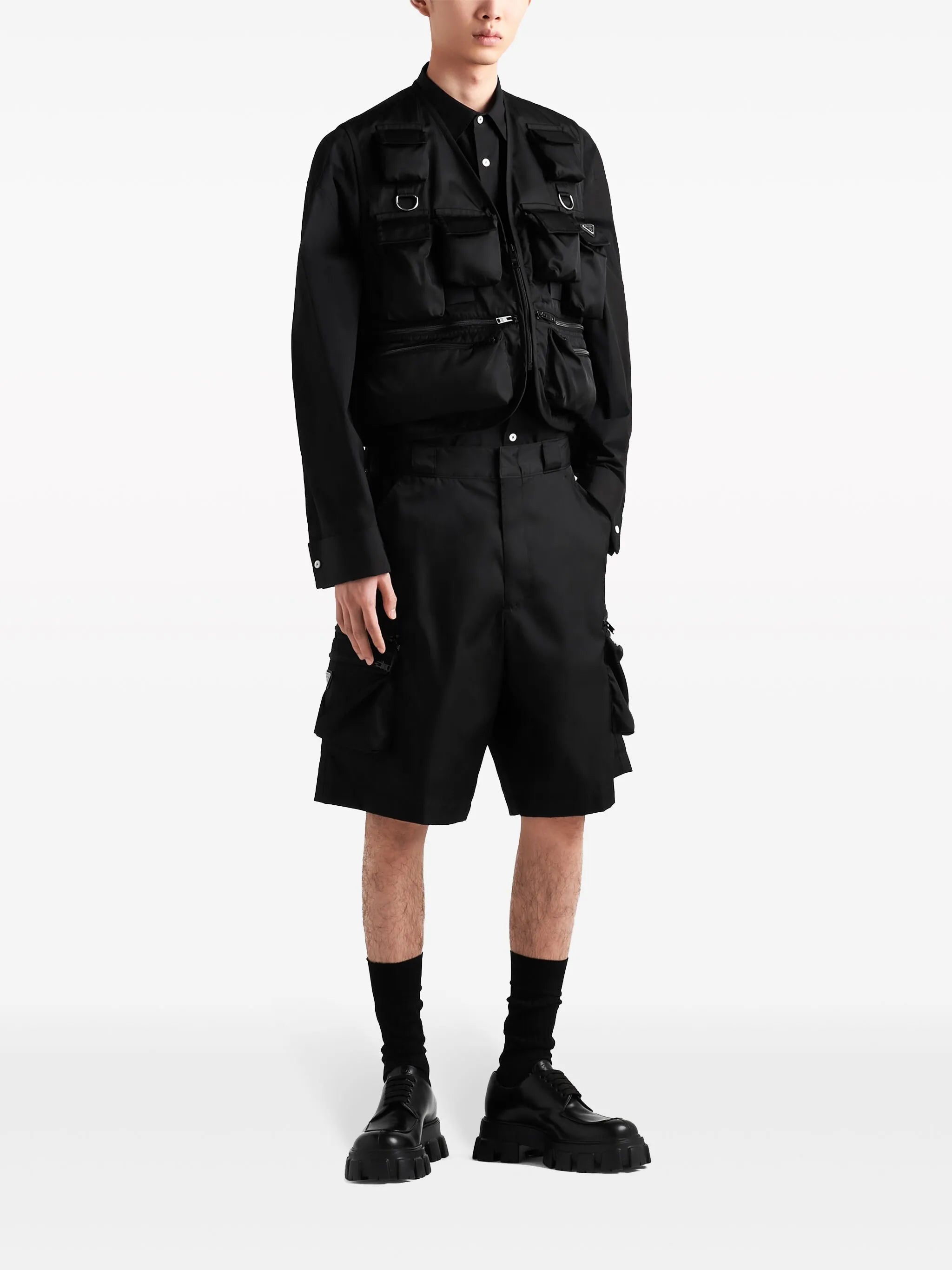 multi-pocket gilet