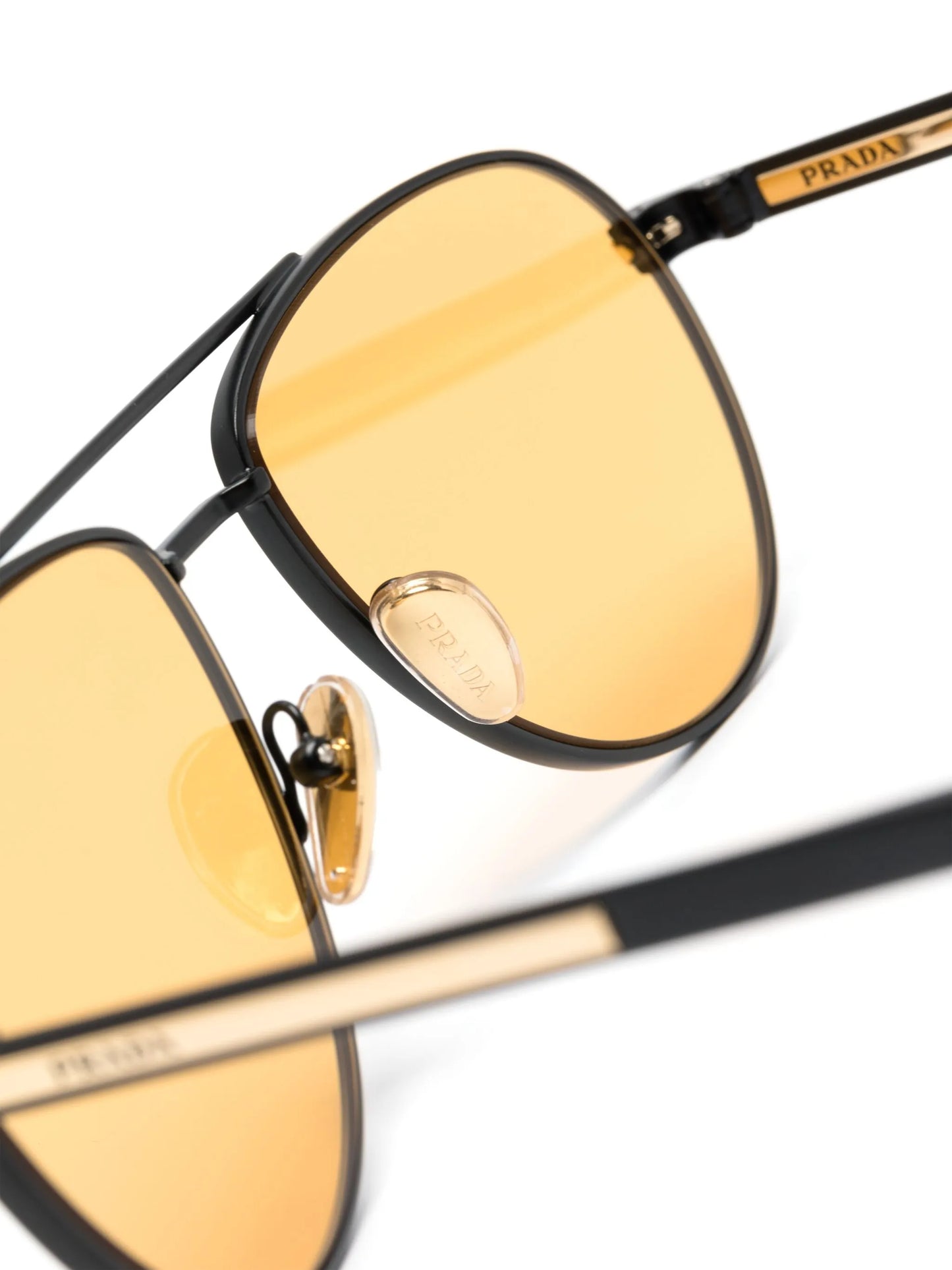 pilot-frame sunglasses