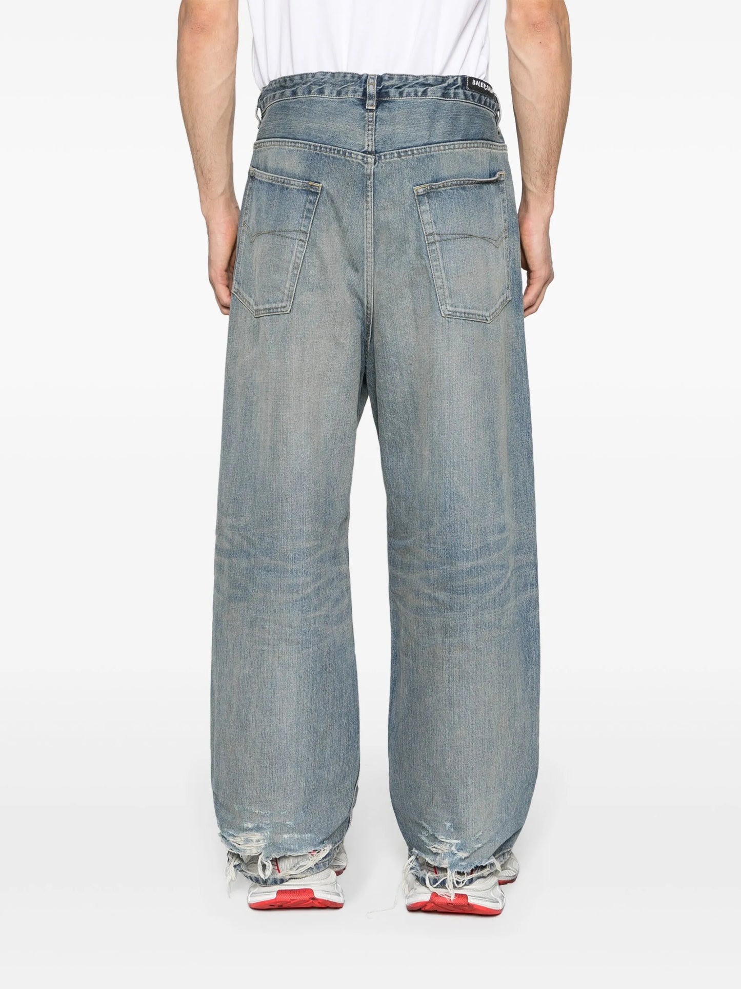 mid-rise wide-leg jeans