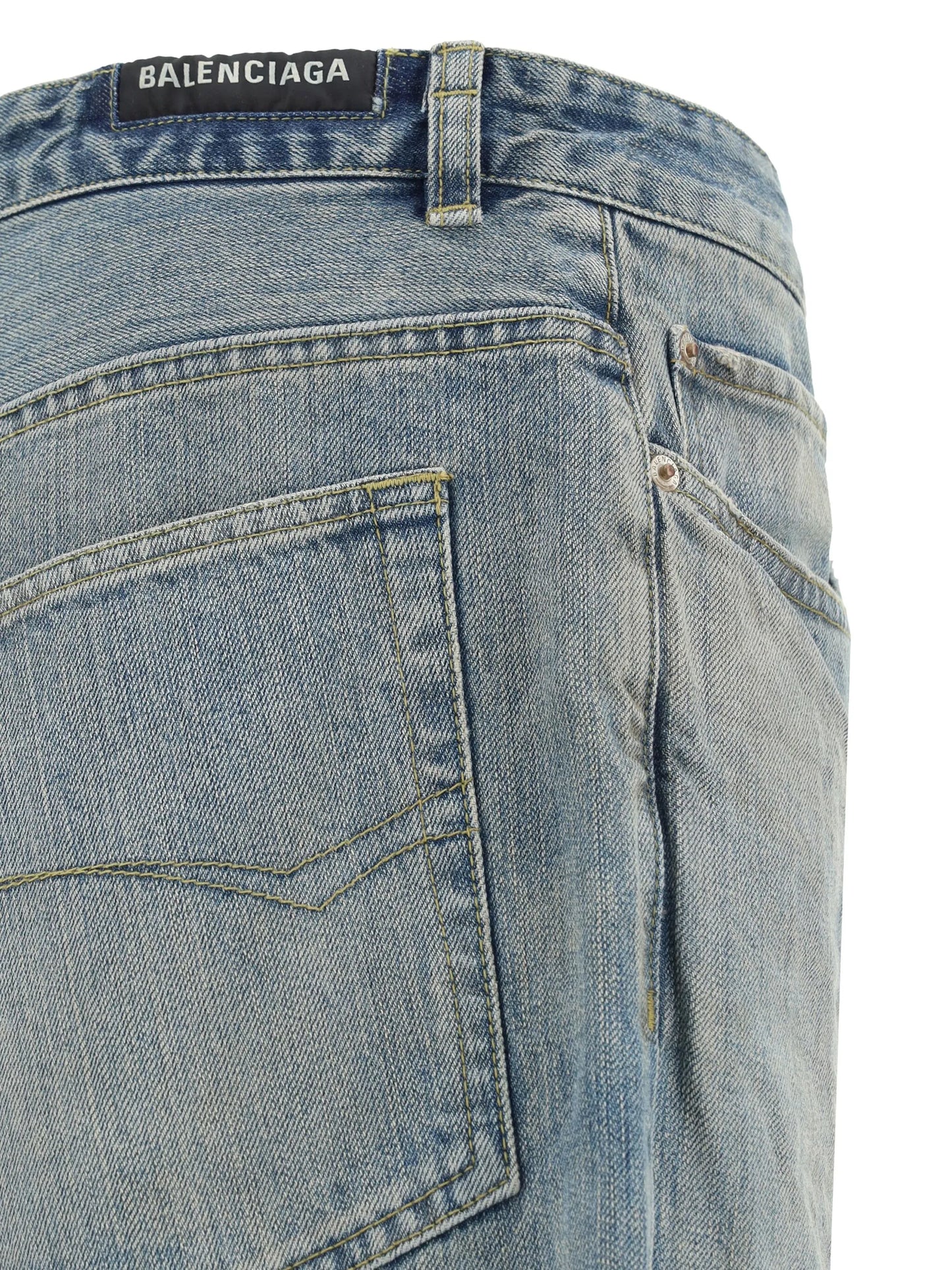 mid-rise wide-leg jeans