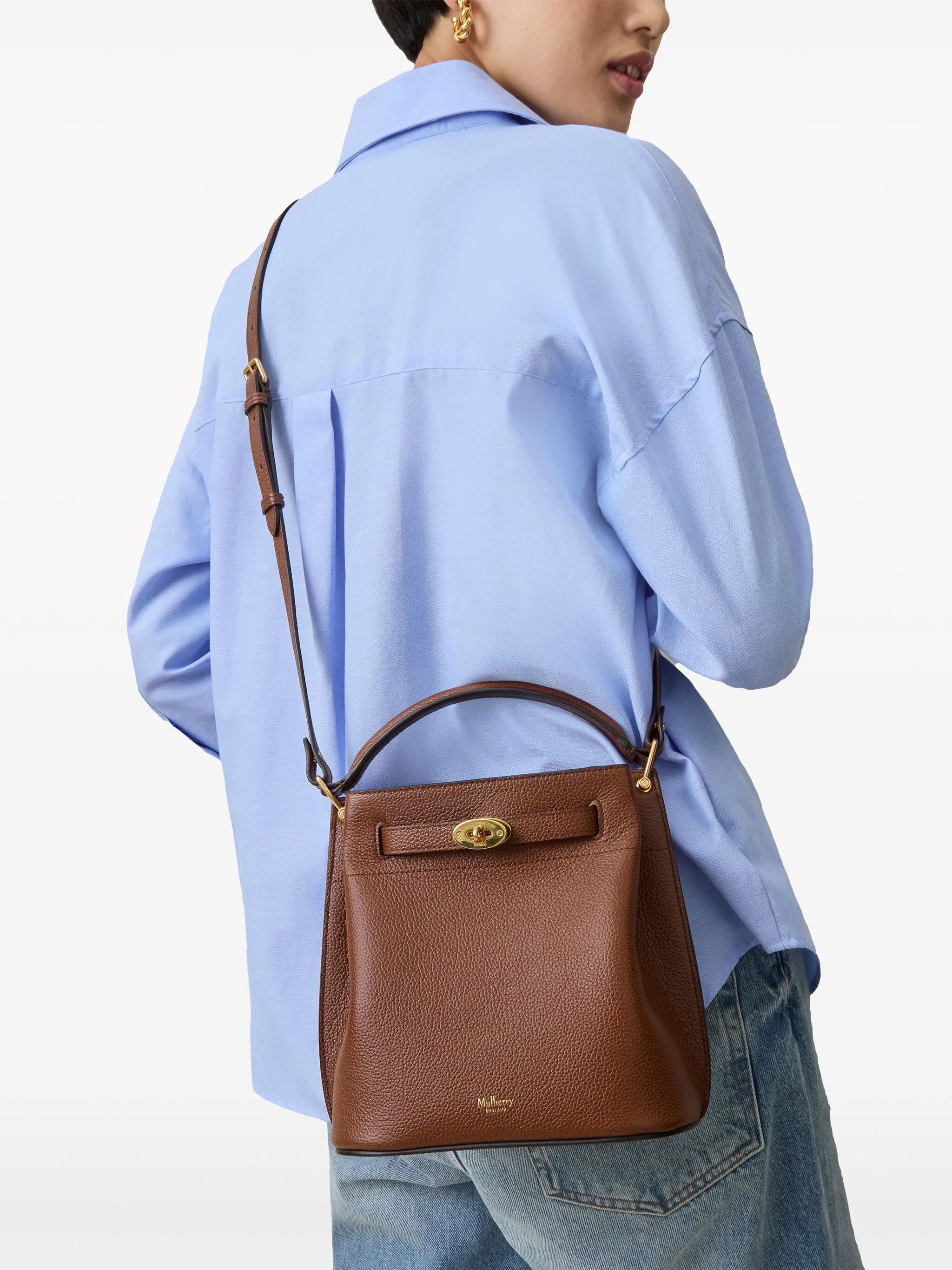 Islington bucket bag in oak two-tone small classic grain