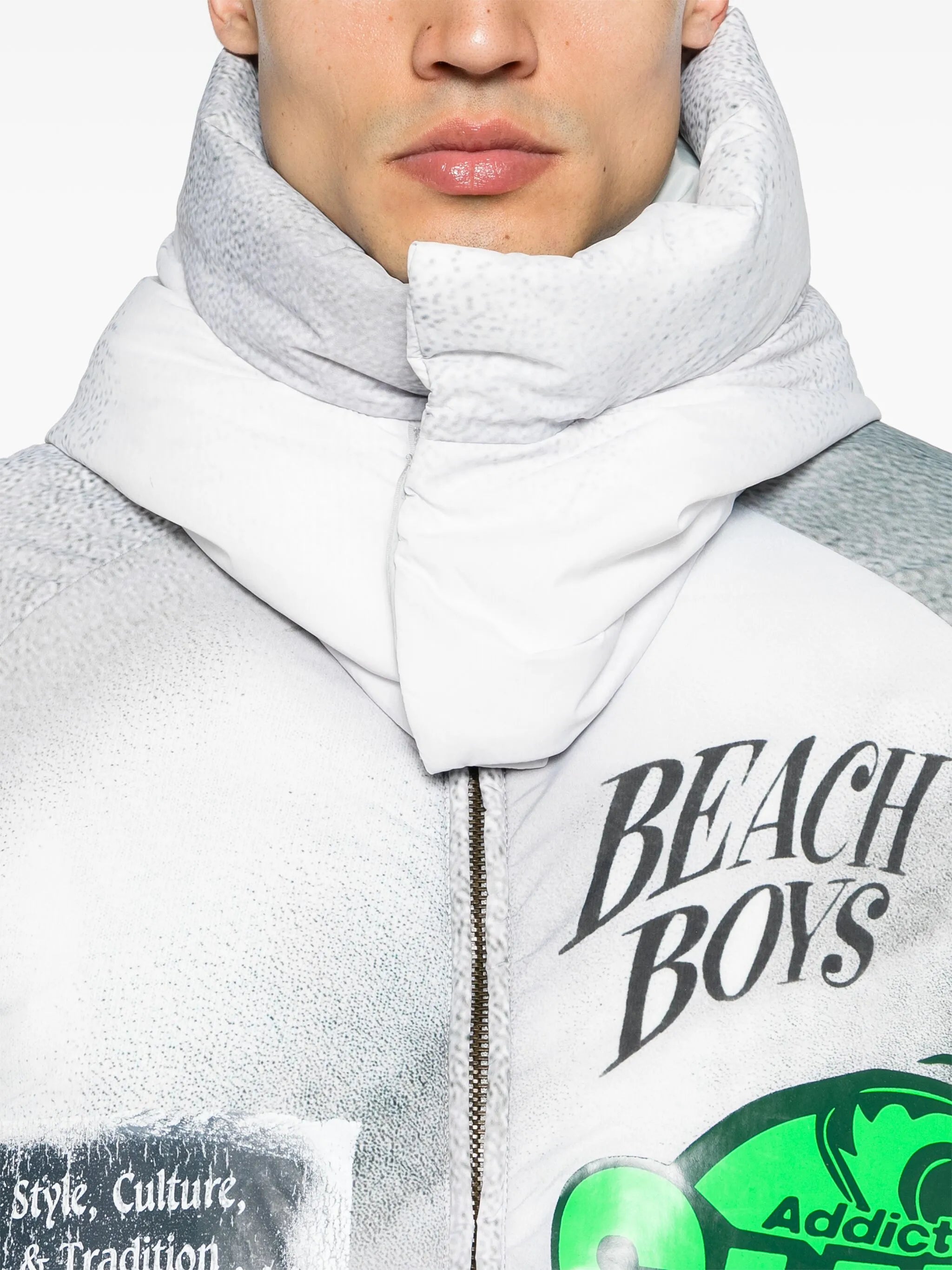 graphic-print hooded puffer jacket