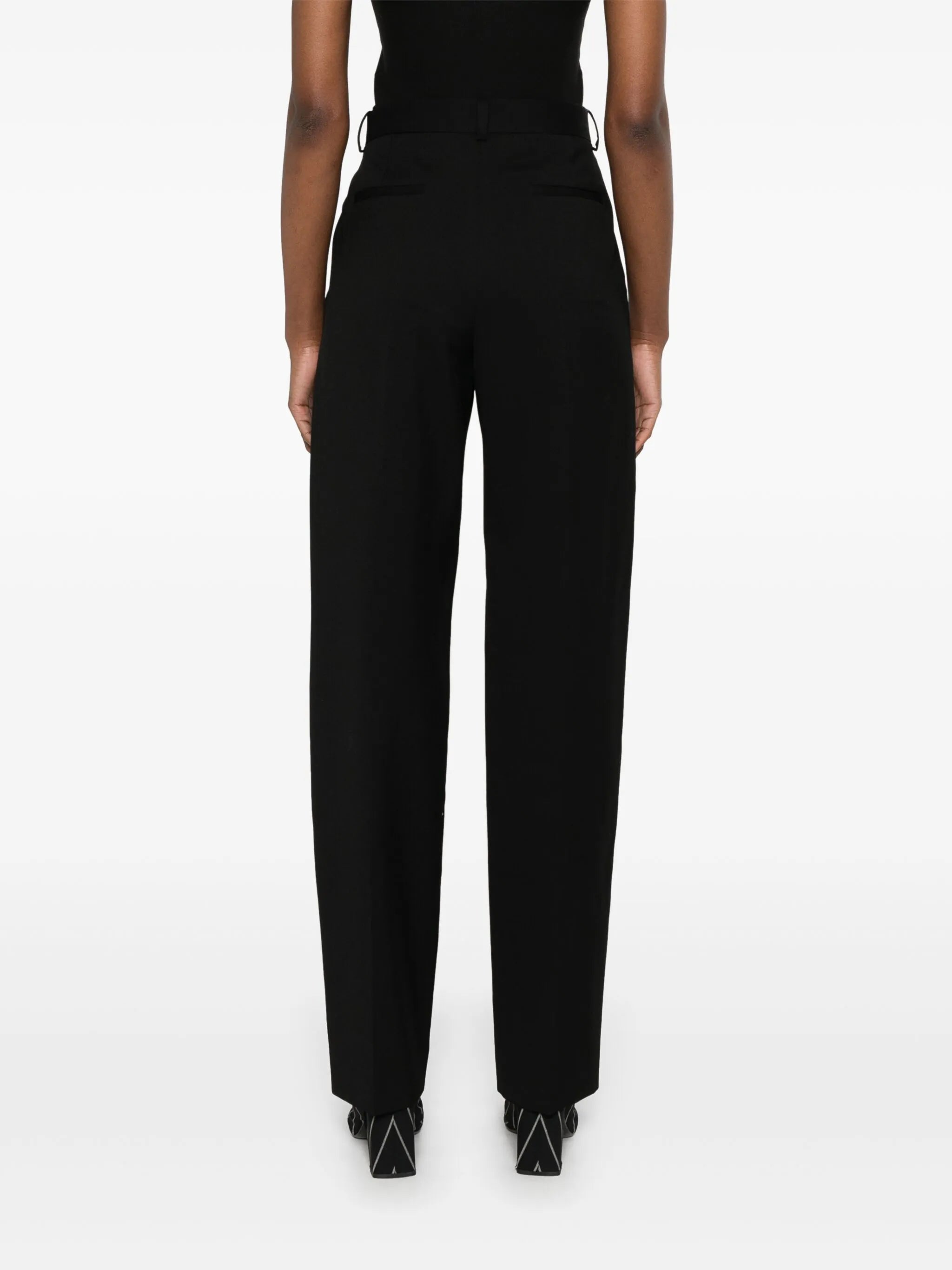 straight-leg trousers