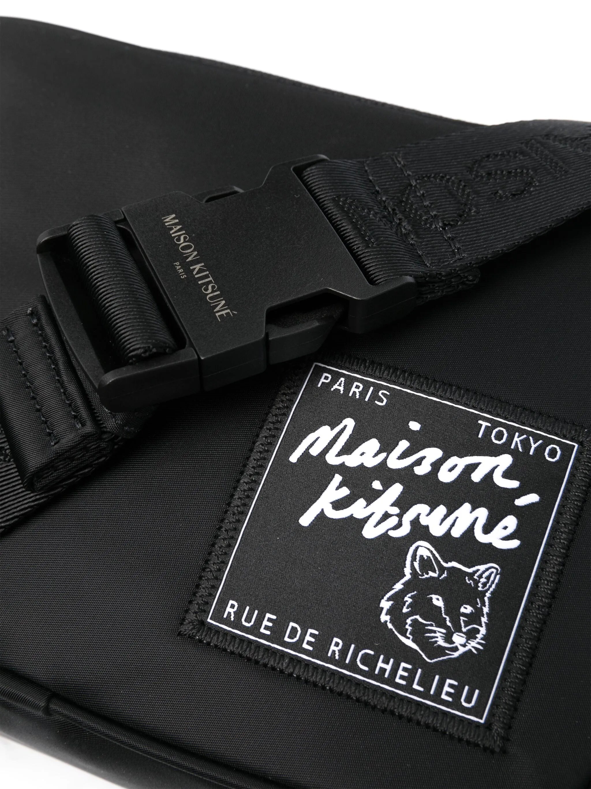 The Traveller belt bag