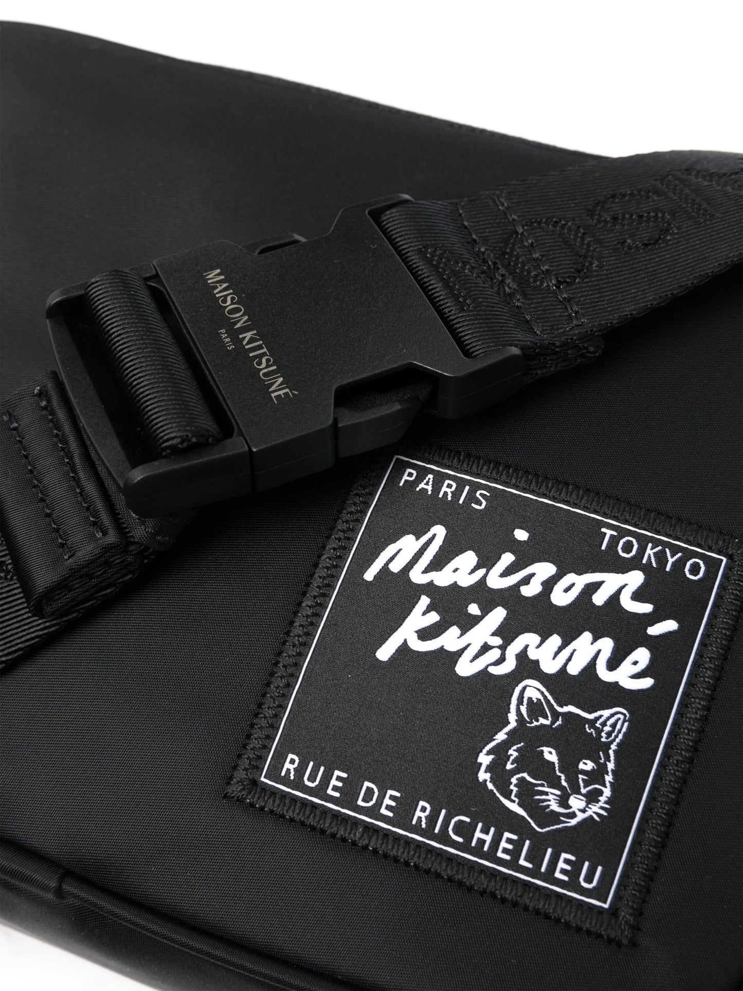 The Traveller belt bag