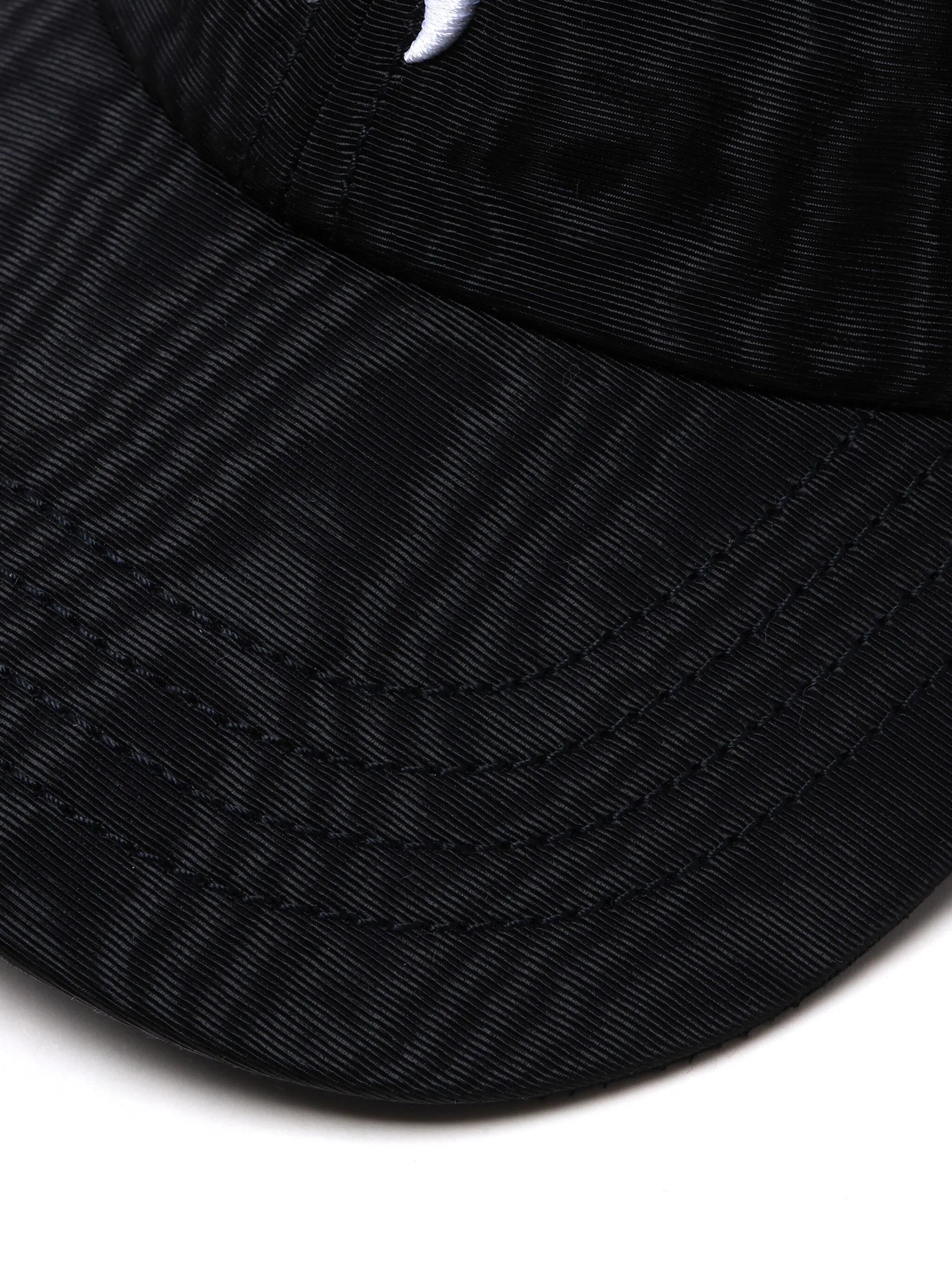 logo-embroidered moire-effect cap