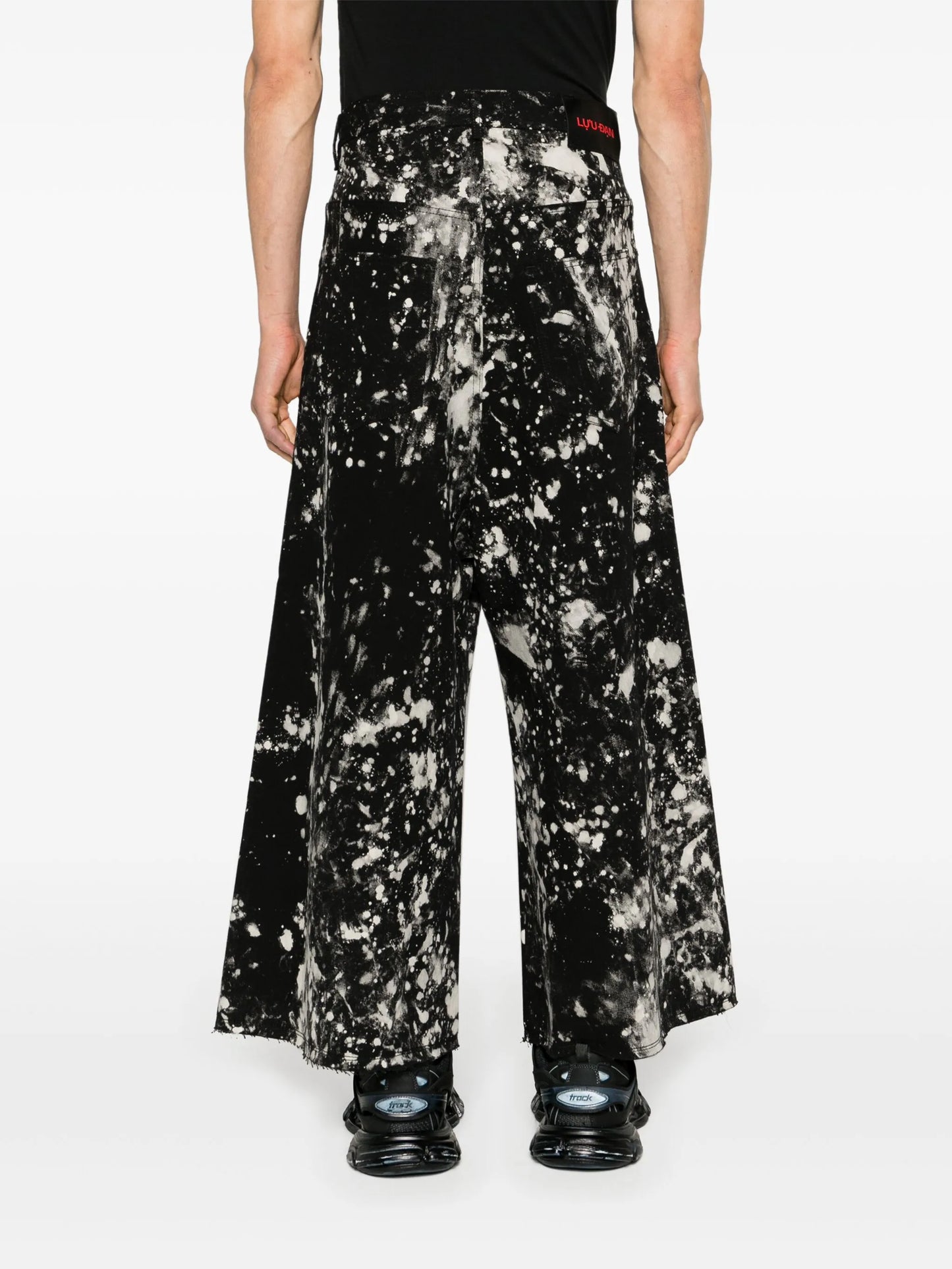 bleached-effect wide-leg jeans