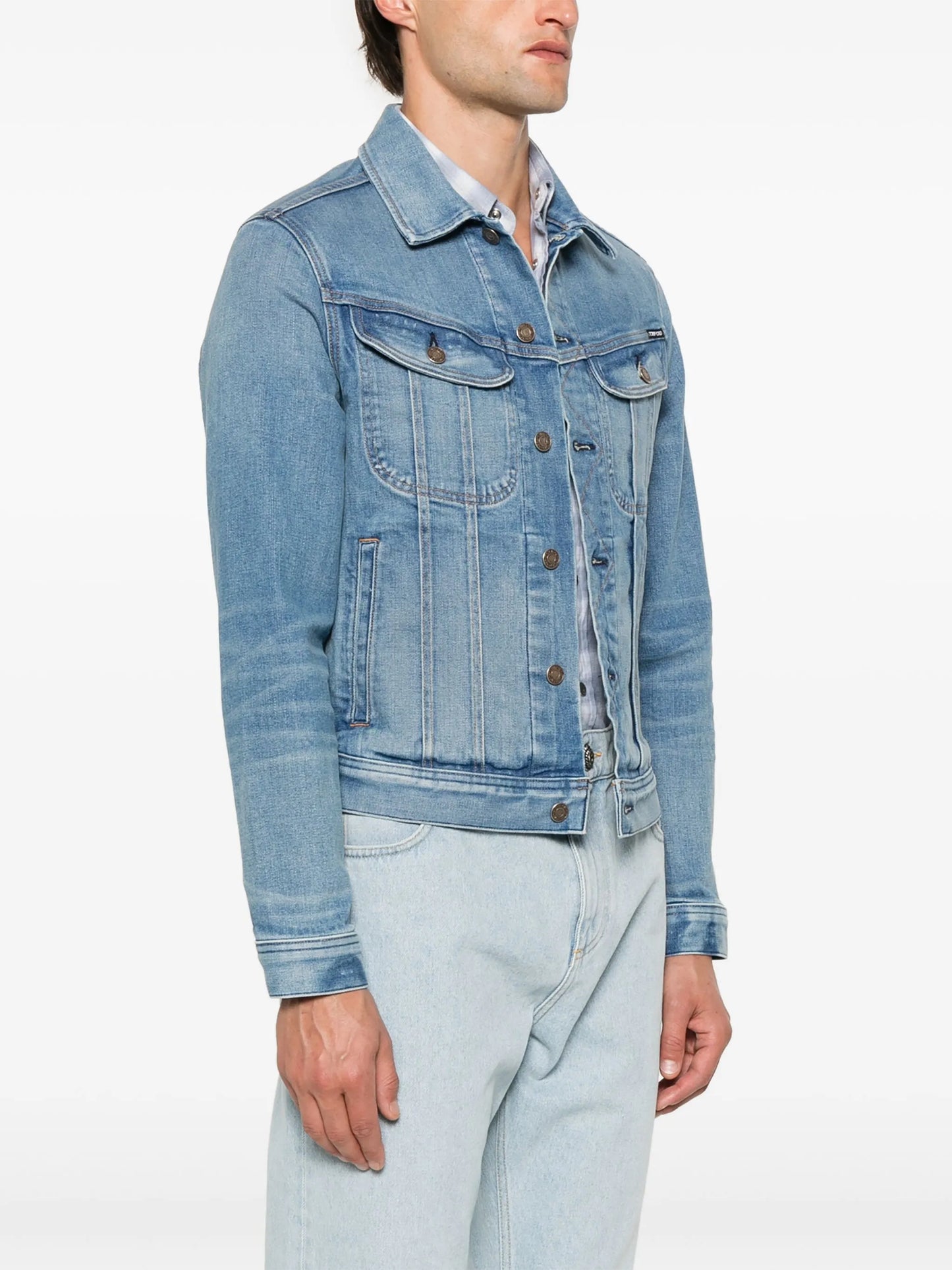 Broken jacket