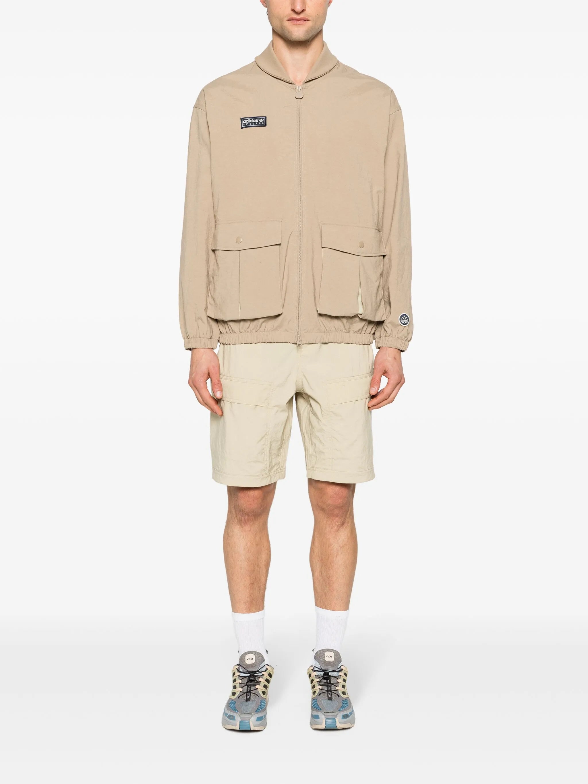 logo-patch elasticated-waist shorts