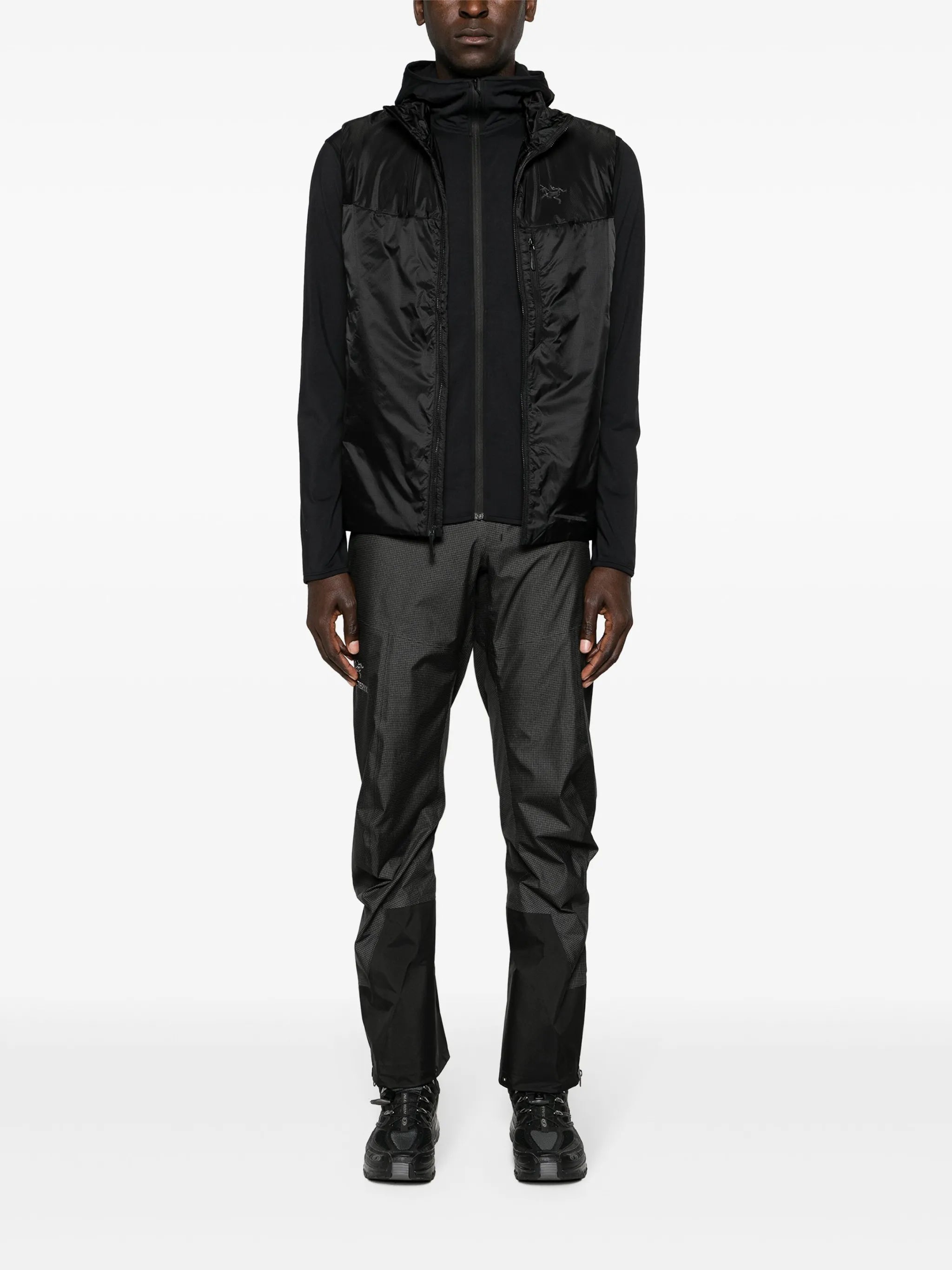Nuclei insulated vest