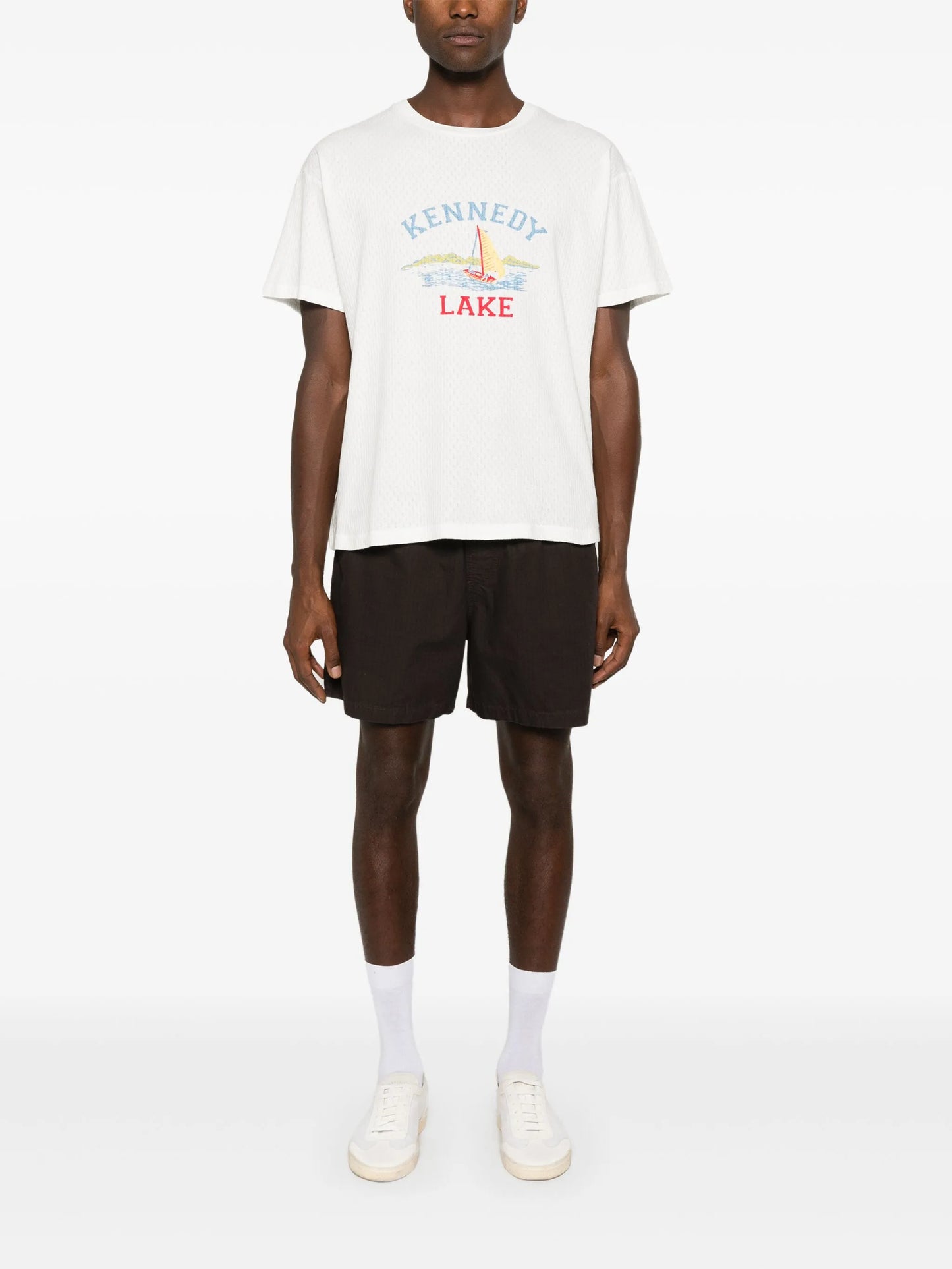 Kennedy Lake-print T-shirt