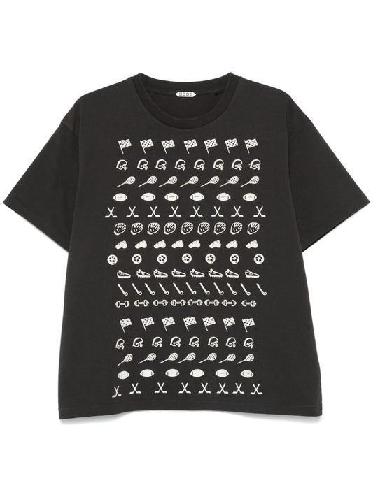 gear-embroidered T-shirt