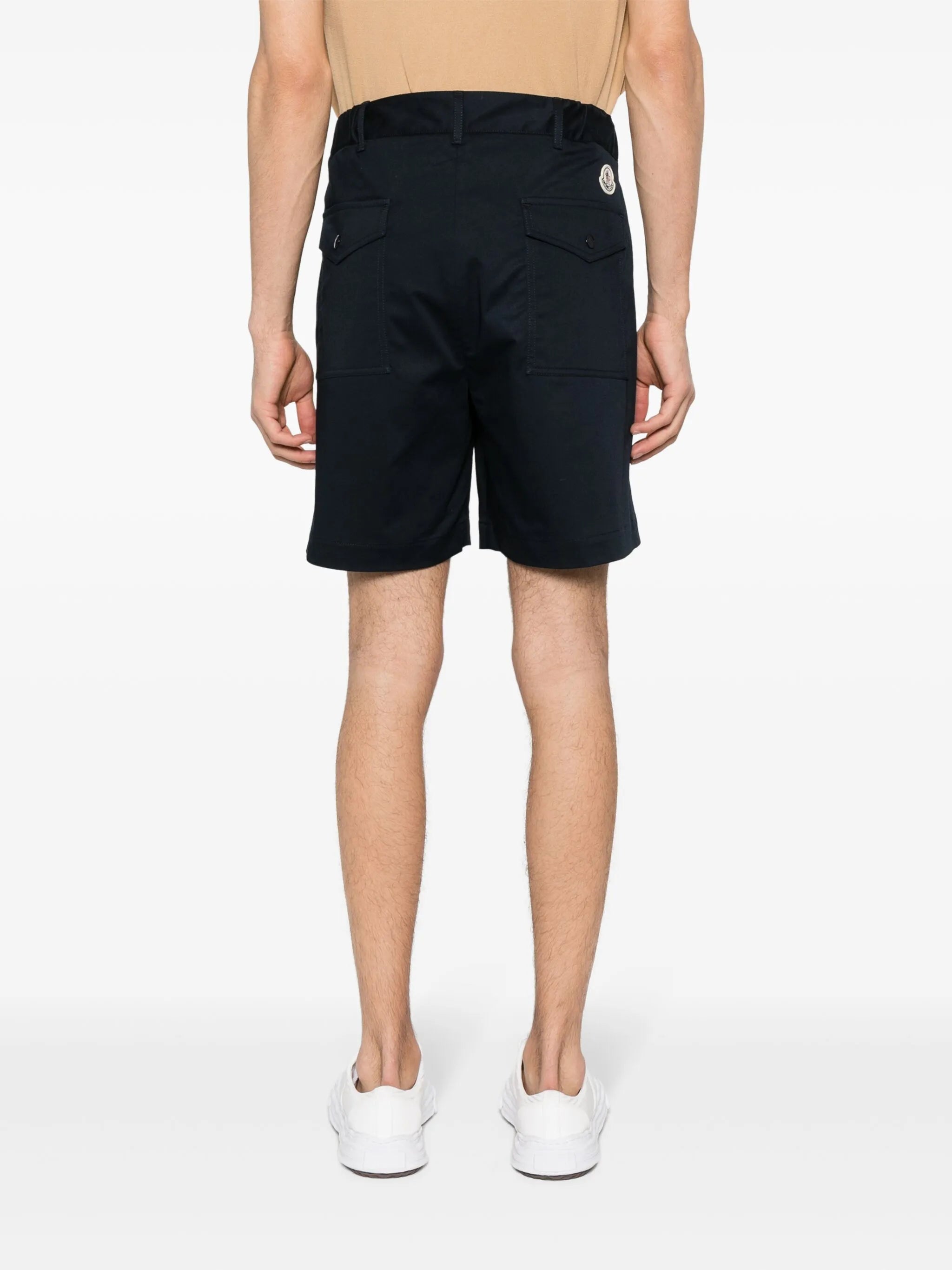 logo-patch shorts