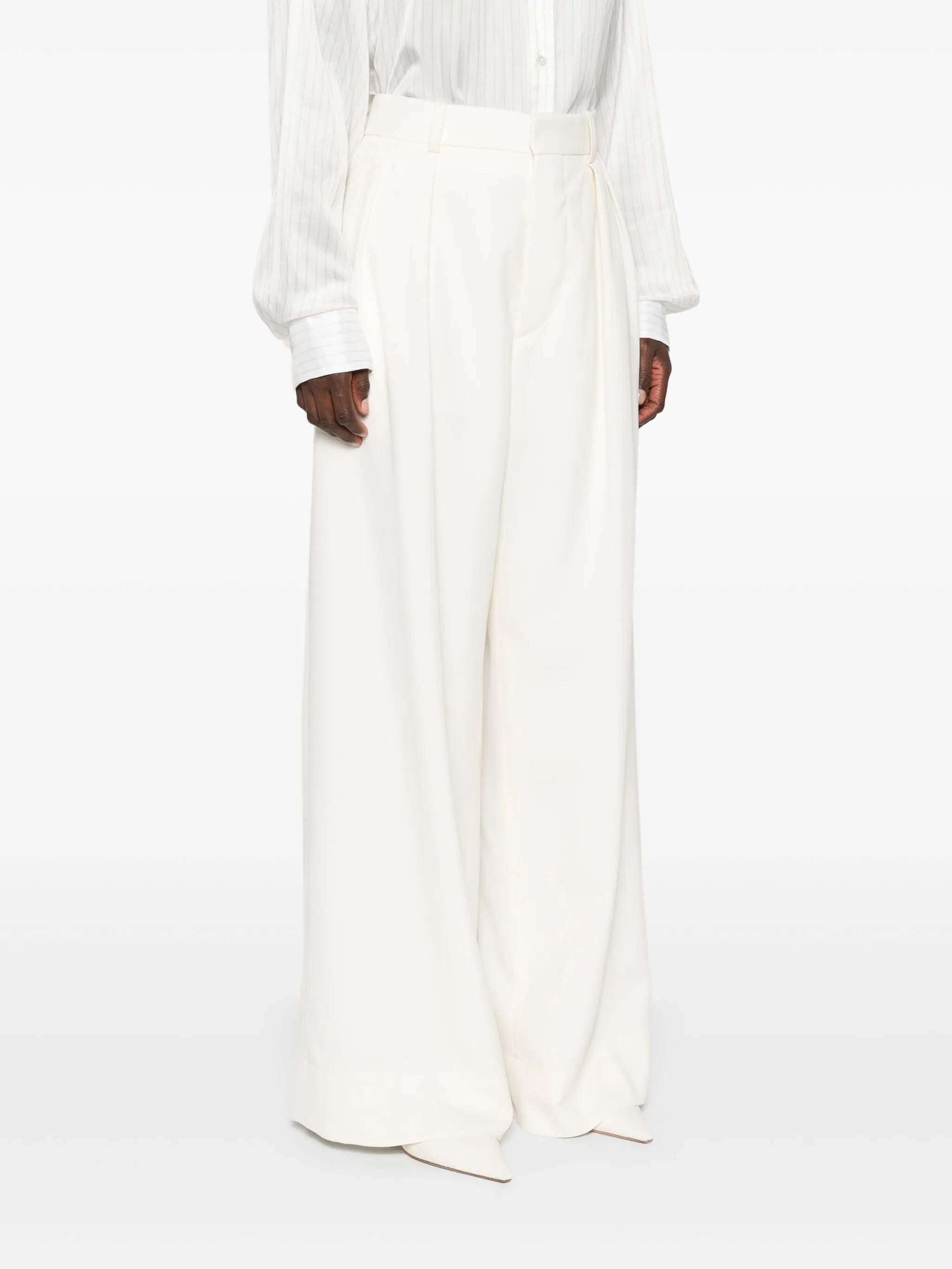 low-waisted tailored trousers