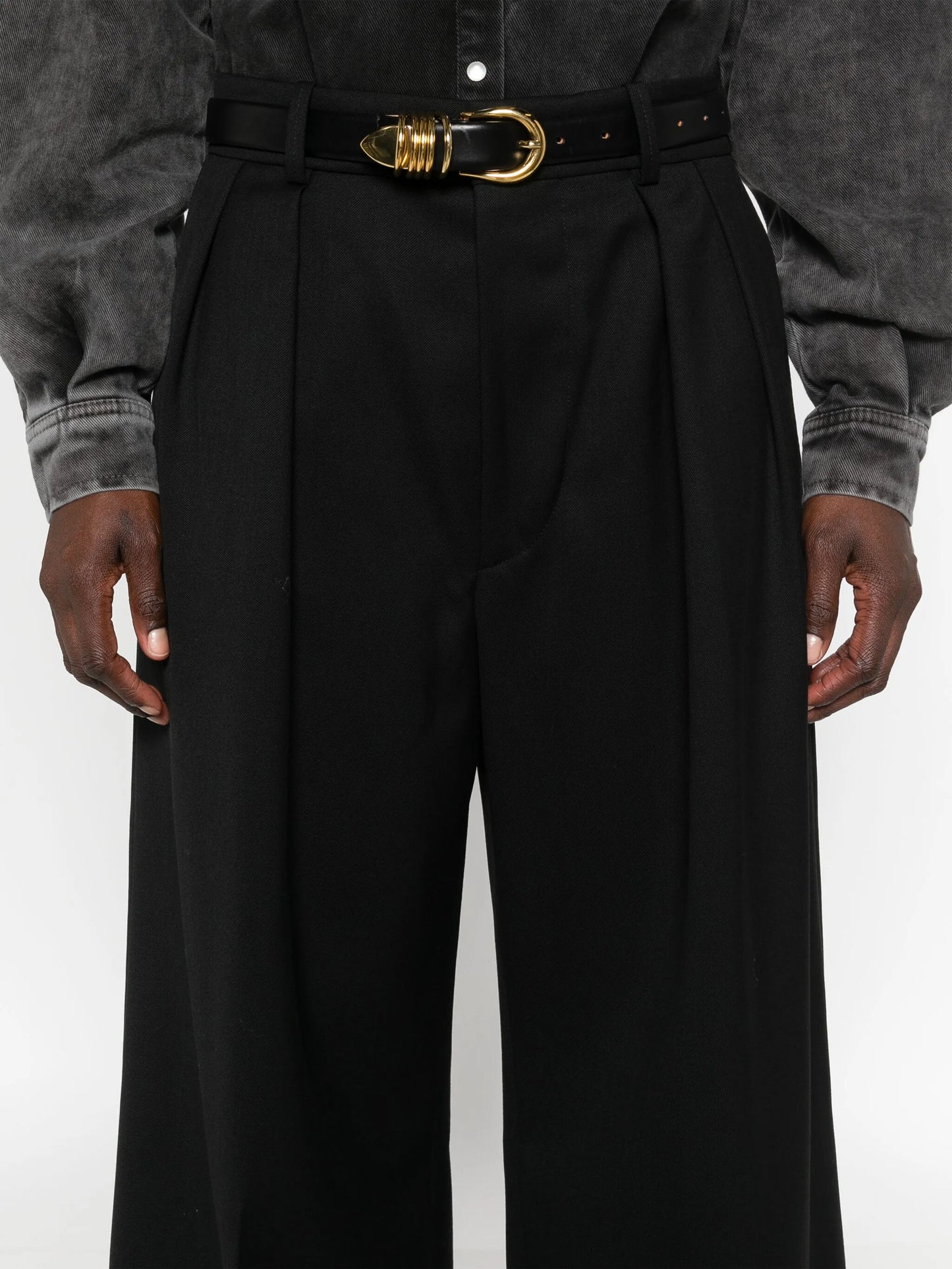 low-waisted tailored trousers