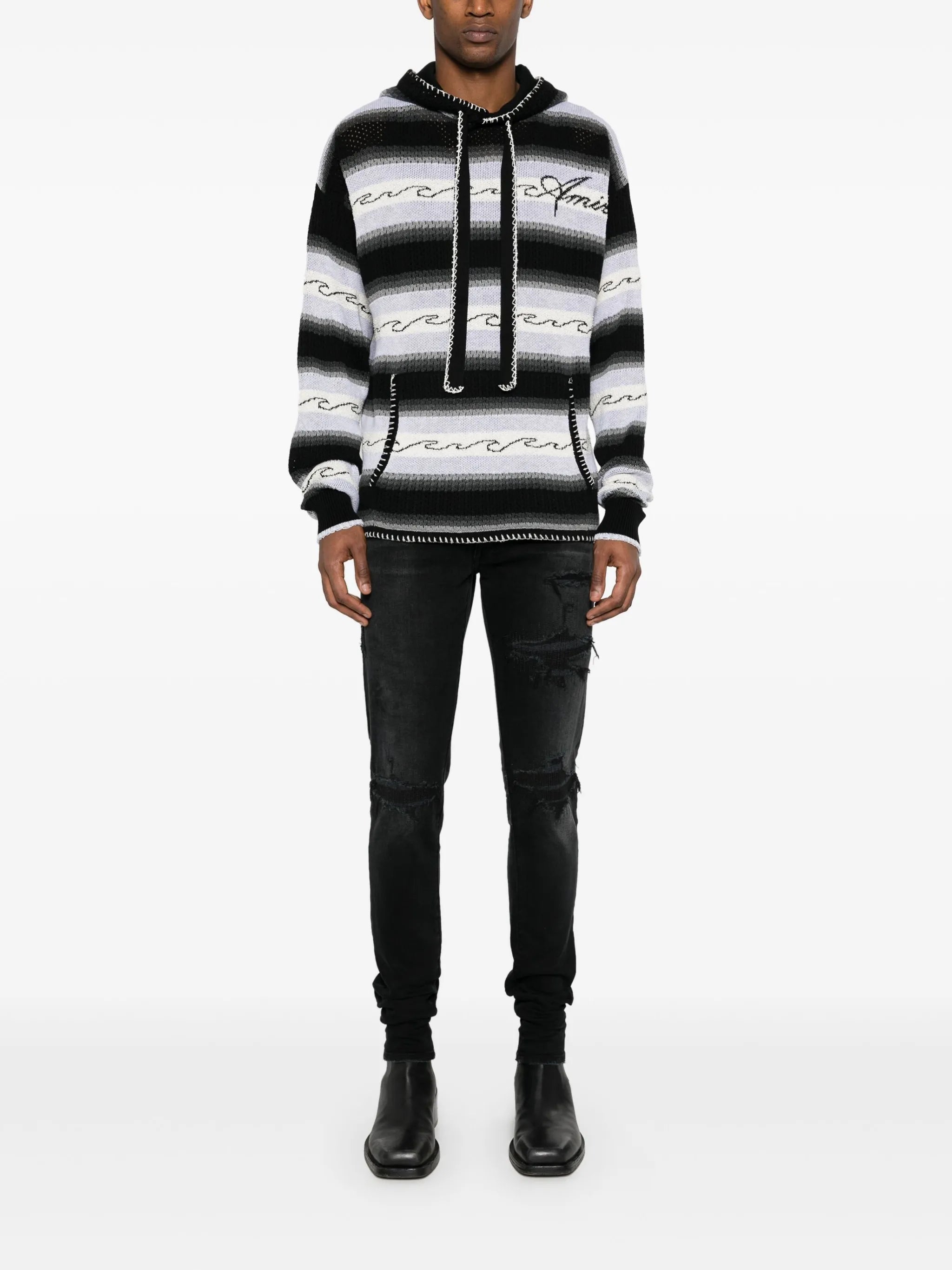 distressed skinny jeans