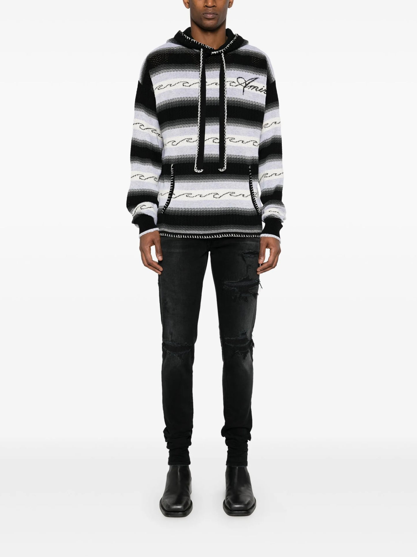 distressed skinny jeans